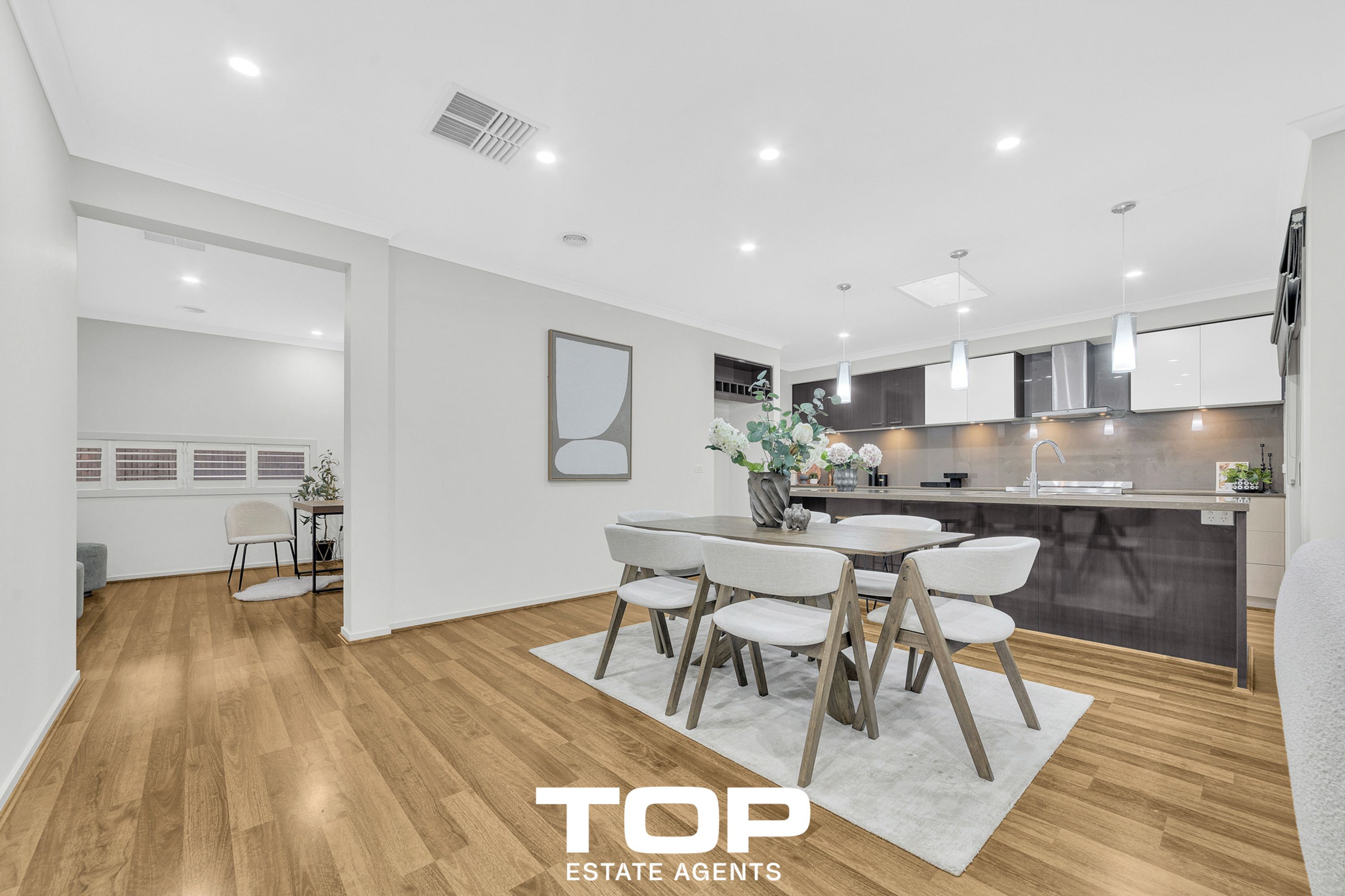 13 Serene Way, Clyde North - Thumbnail 6