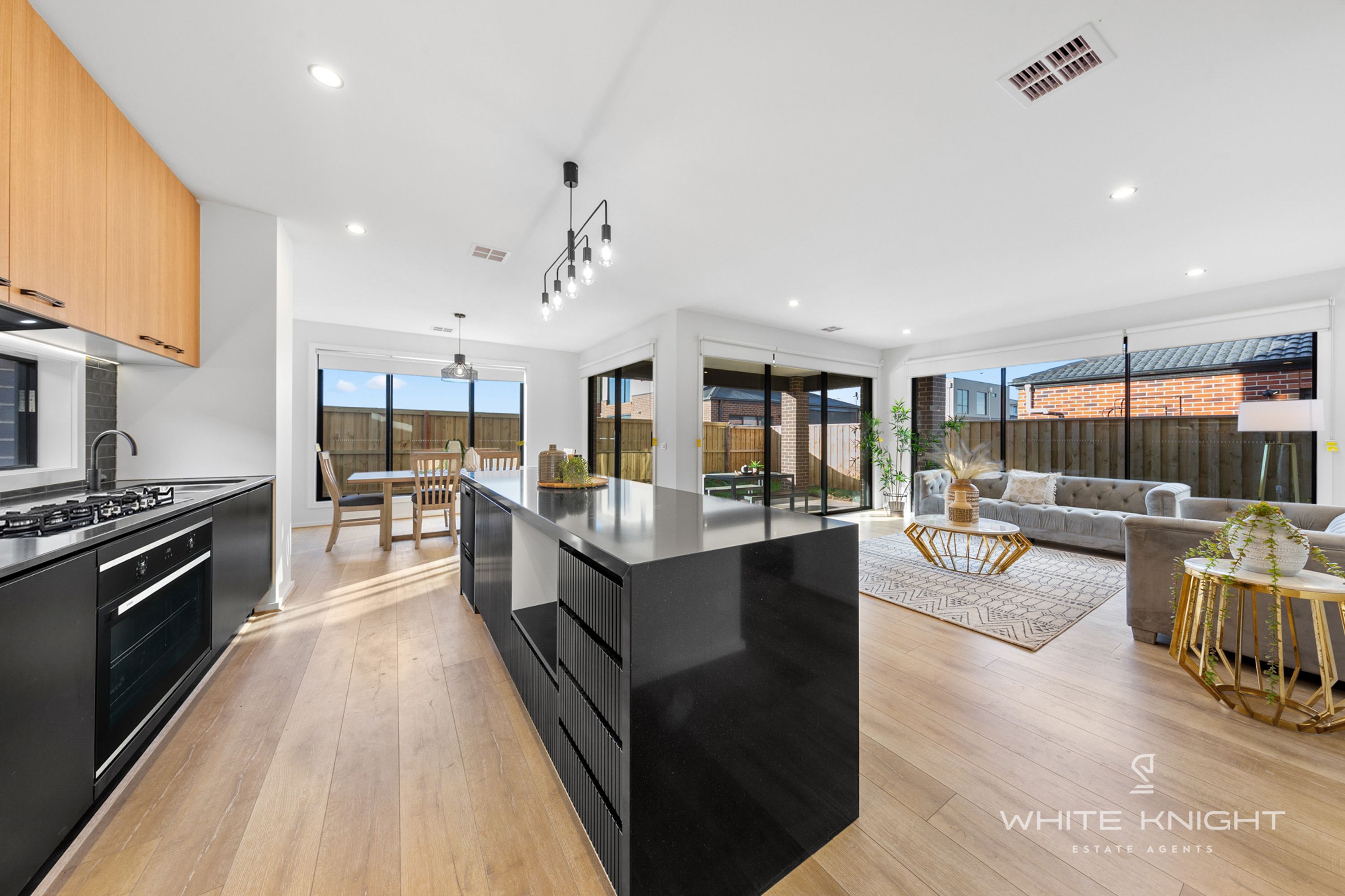 15 Dalglish Street, Deanside VIC 3336, Deanside - Thumbnail 7