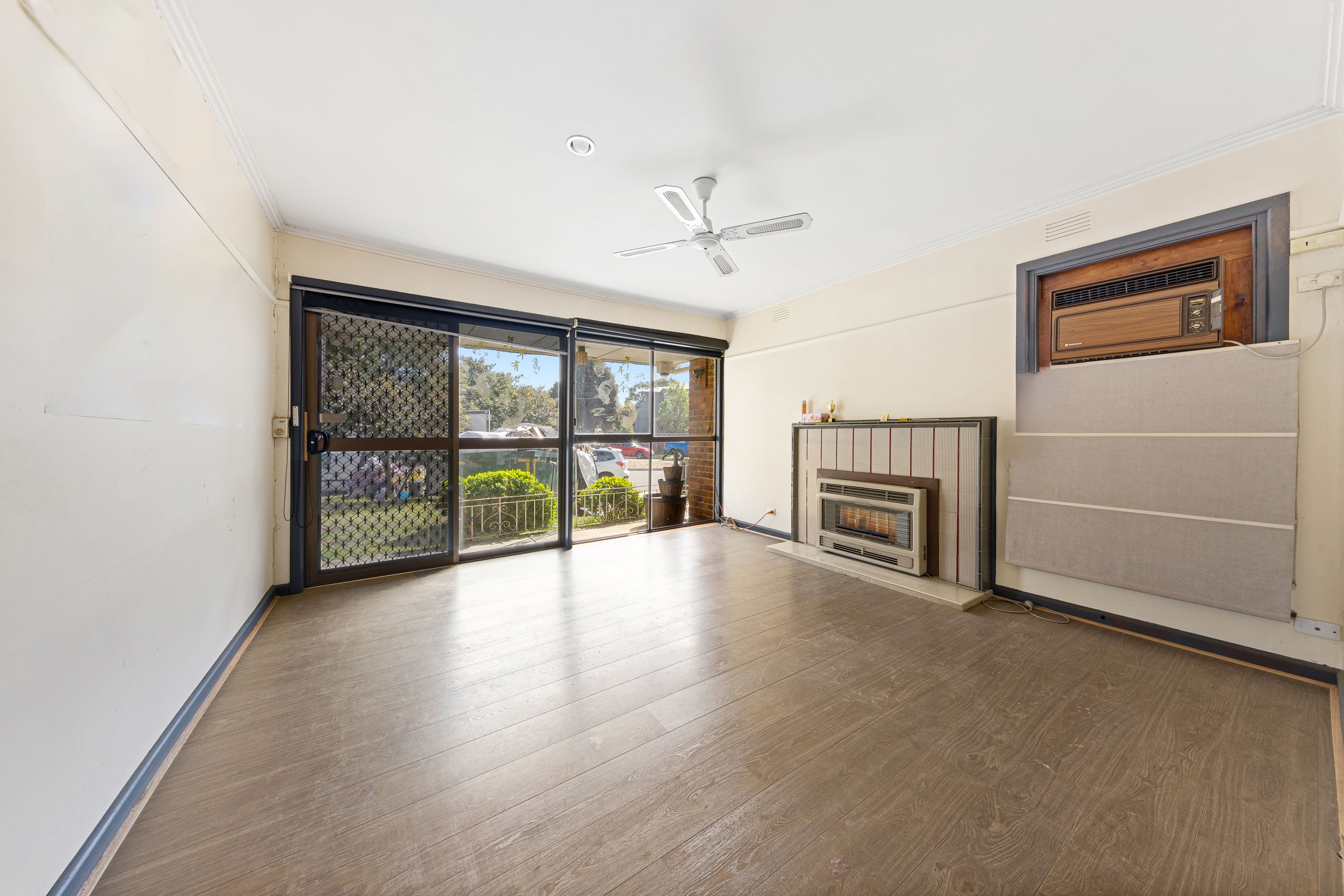 21 Holland Court, Maidstone VIC 3012, Maidstone - Thumbnail 3