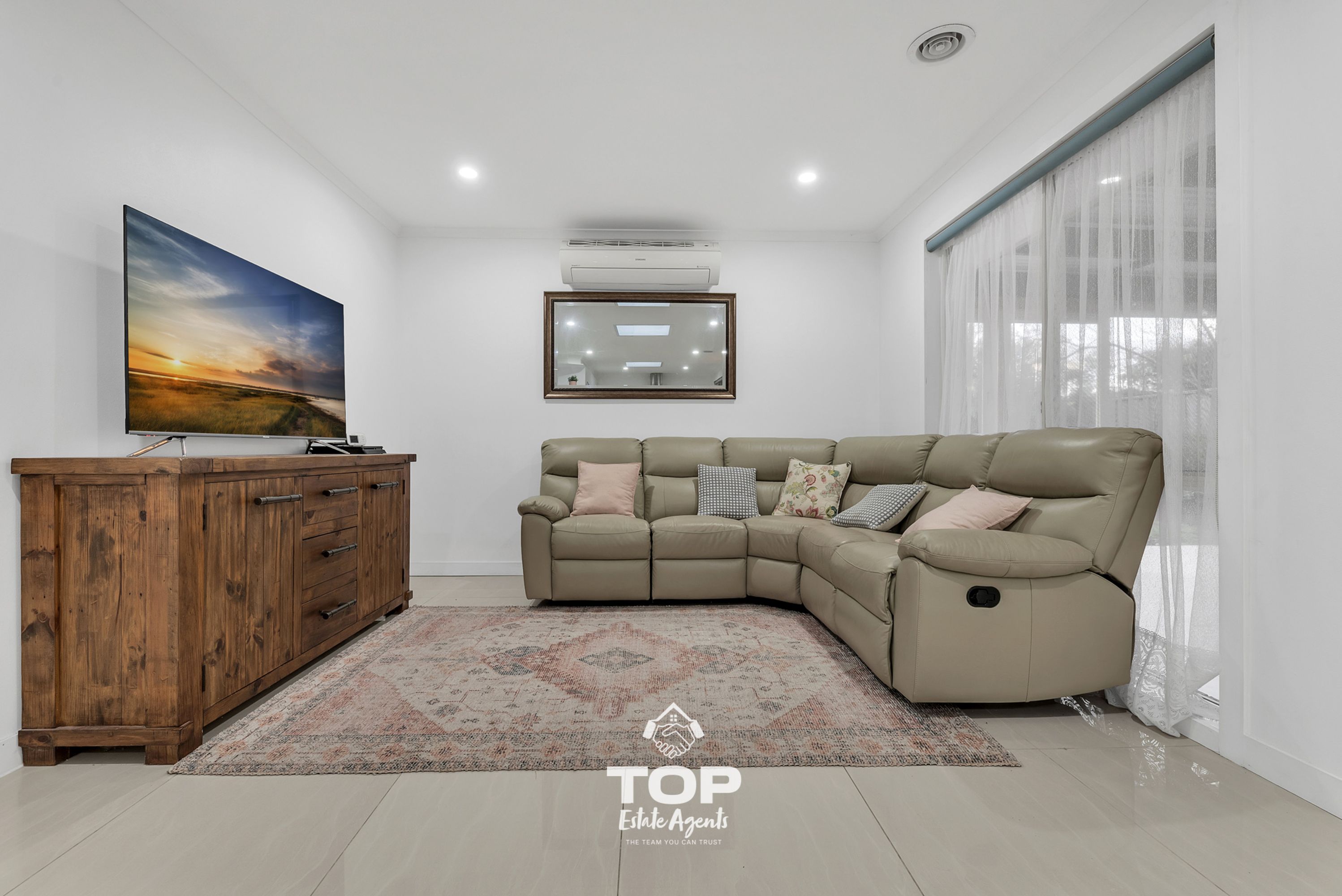 12 Douglas Court, Cranbourne West - Thumbnail 8