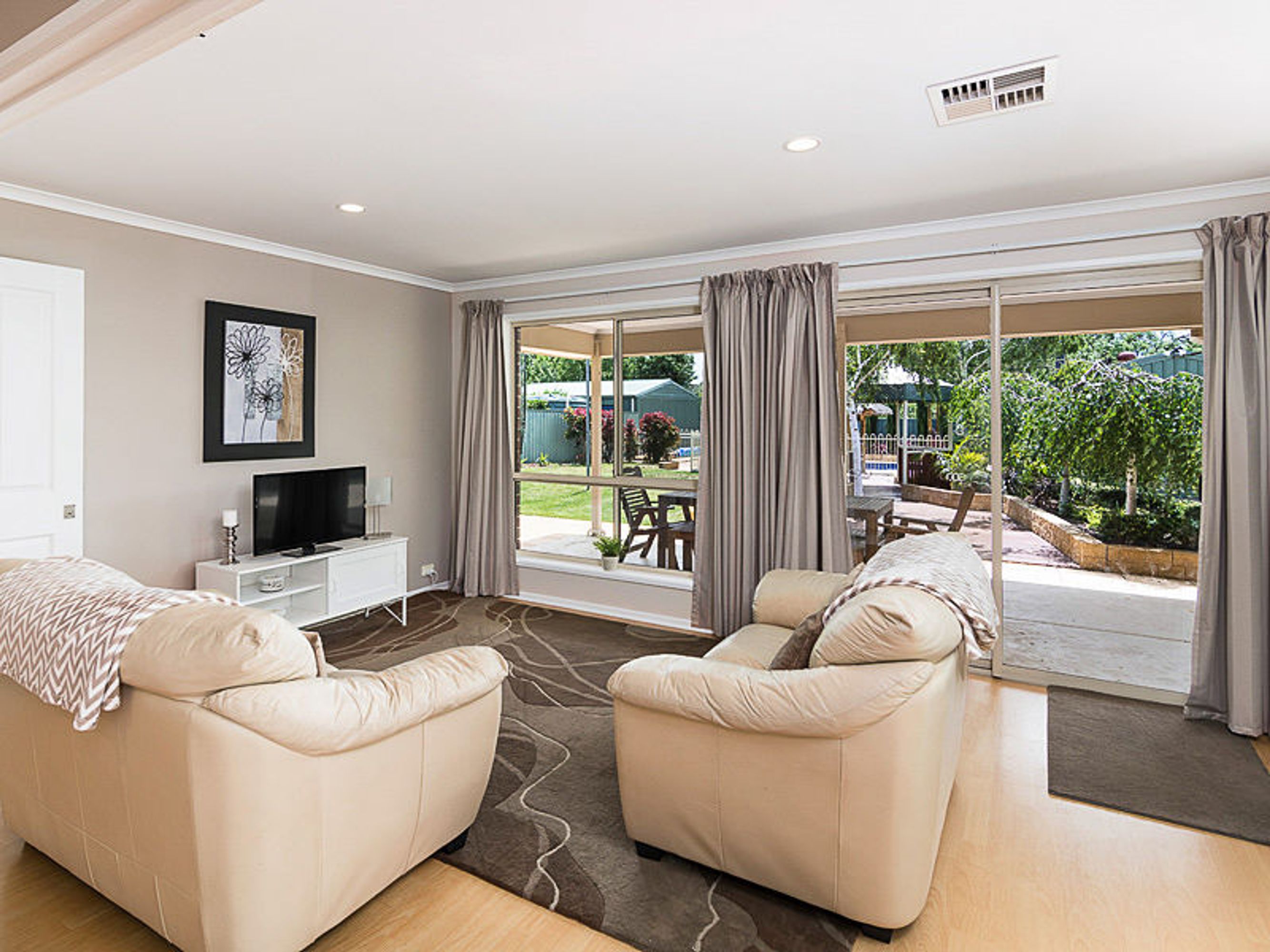 6 Montrose Avenue, Strathalbyn, SA 5255, Strathalbyn - Thumbnail 2