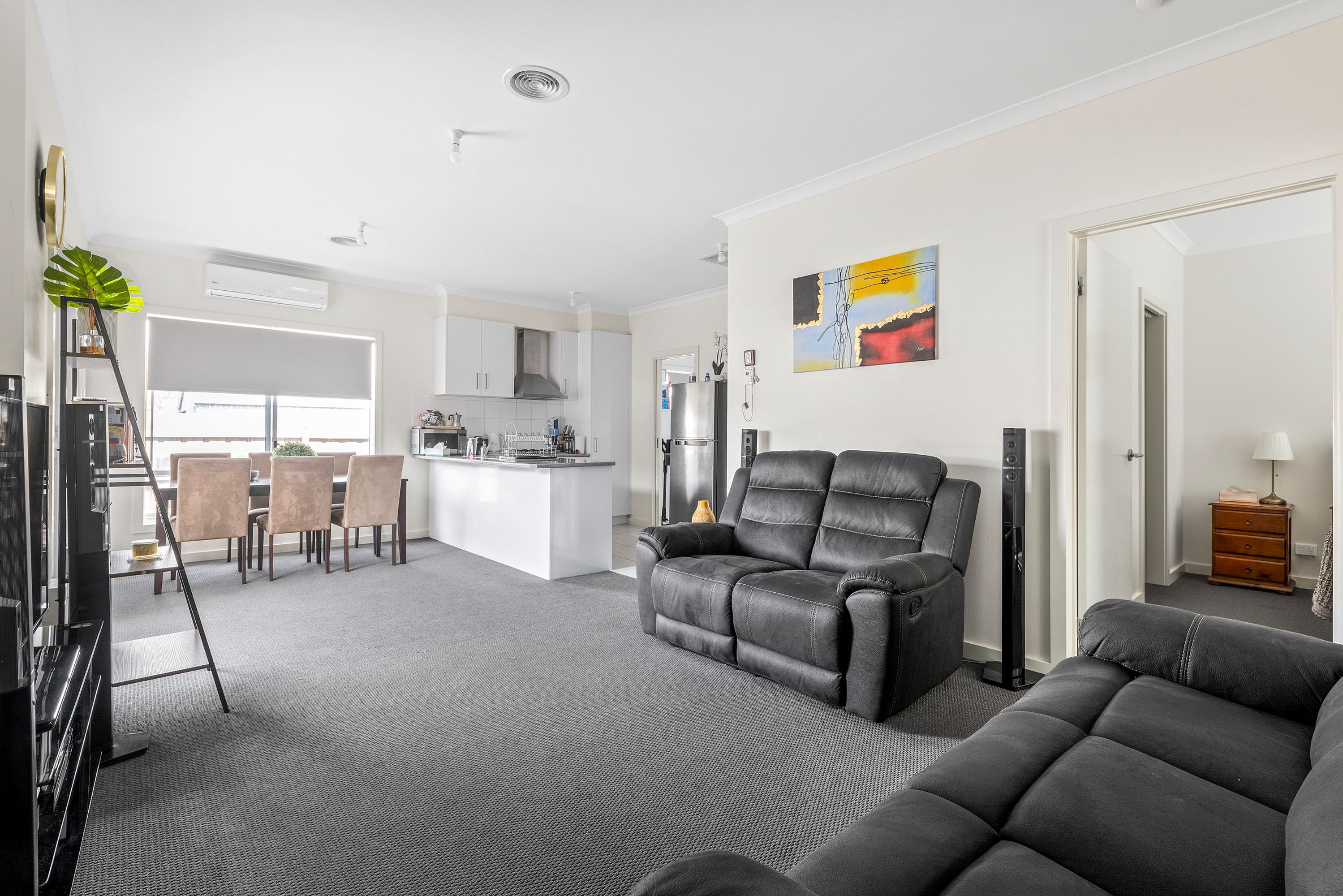 44 Meek Street, Werribee, VIC 3030, Werribee - Thumbnail 2