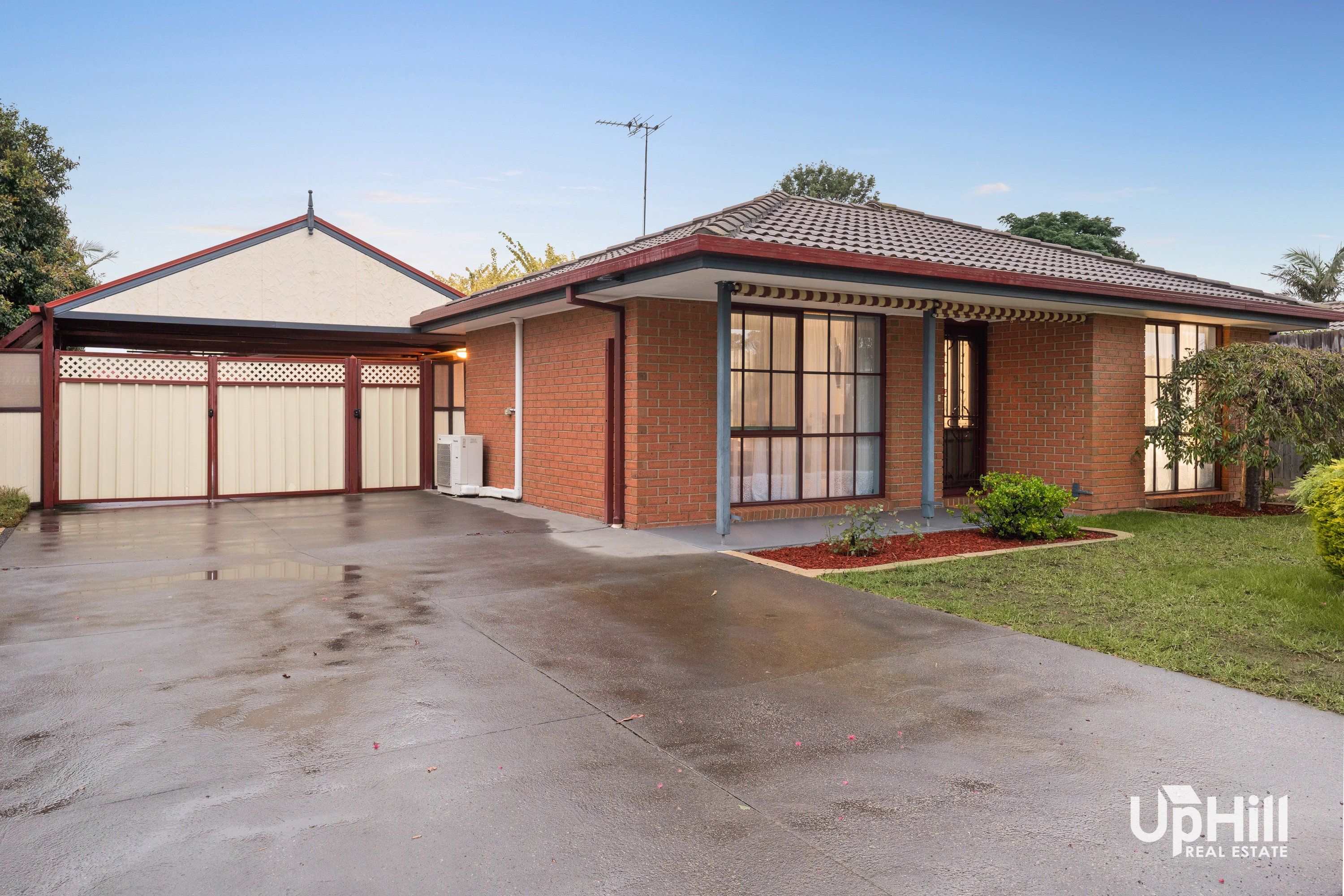 10 Kong Court, Hampton Park - Thumbnail 2