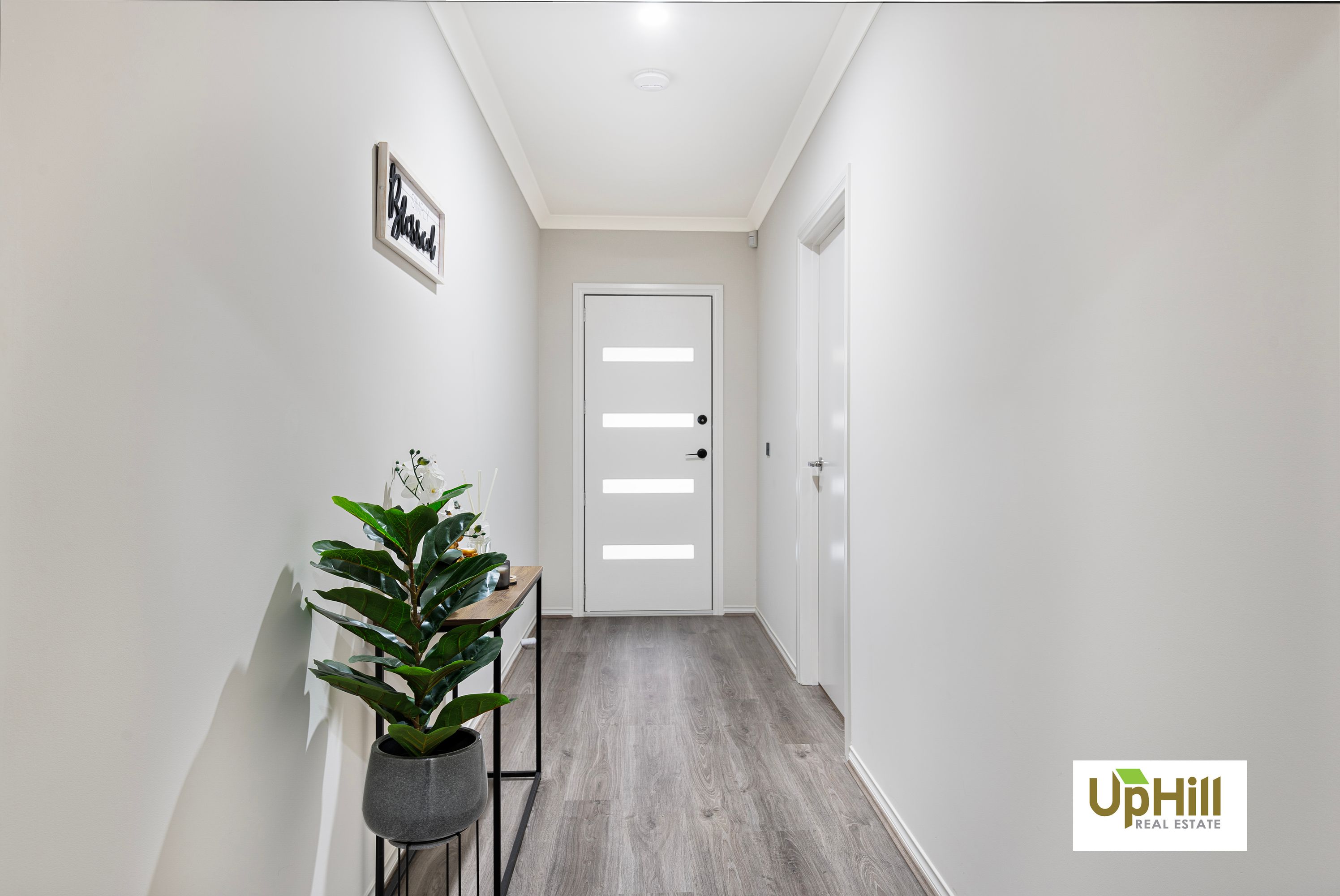 53 Galveston Road, Clyde - Thumbnail 2