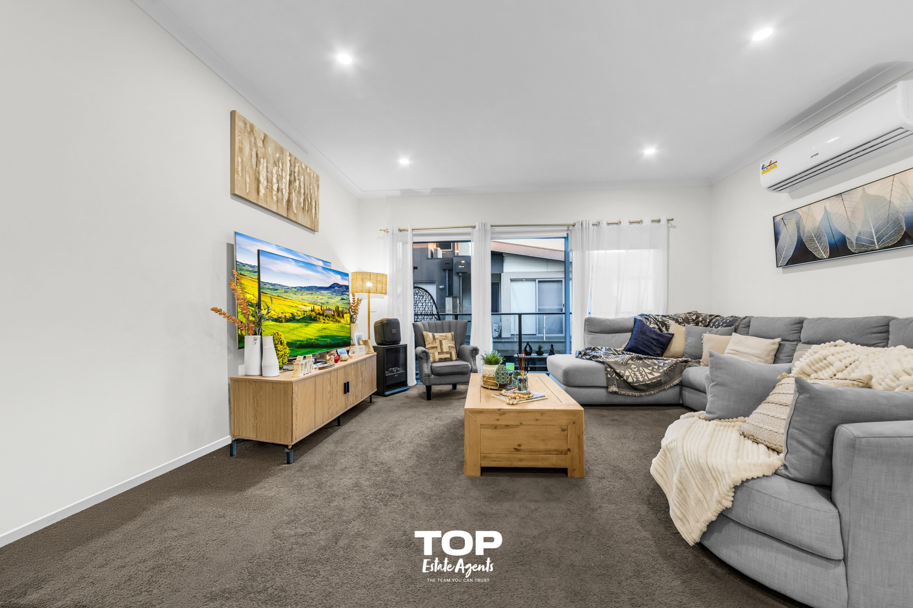 11 Topal Drive, Officer - Thumbnail 7