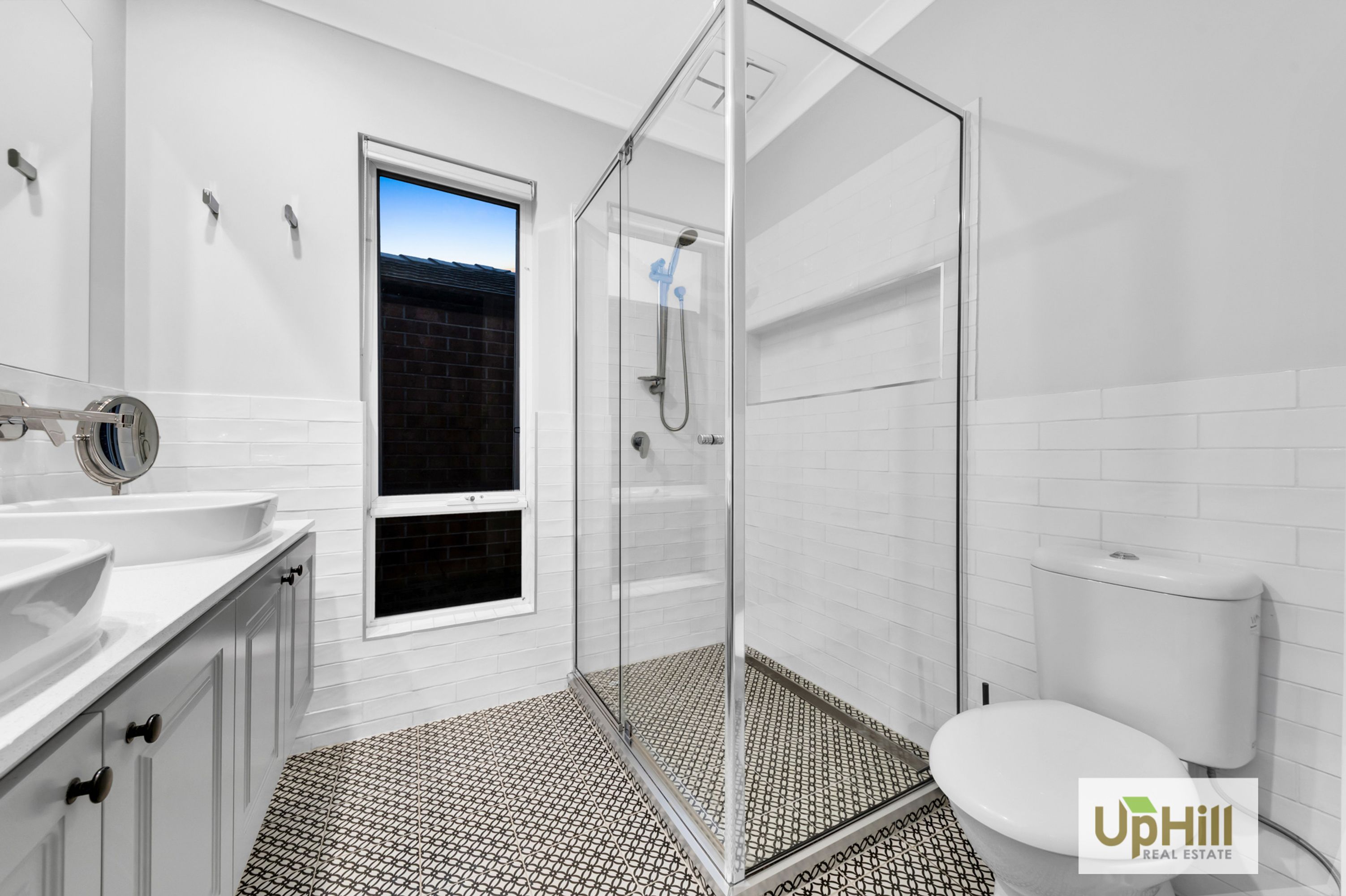 14 Basalt Drive, Clyde North - Thumbnail 4