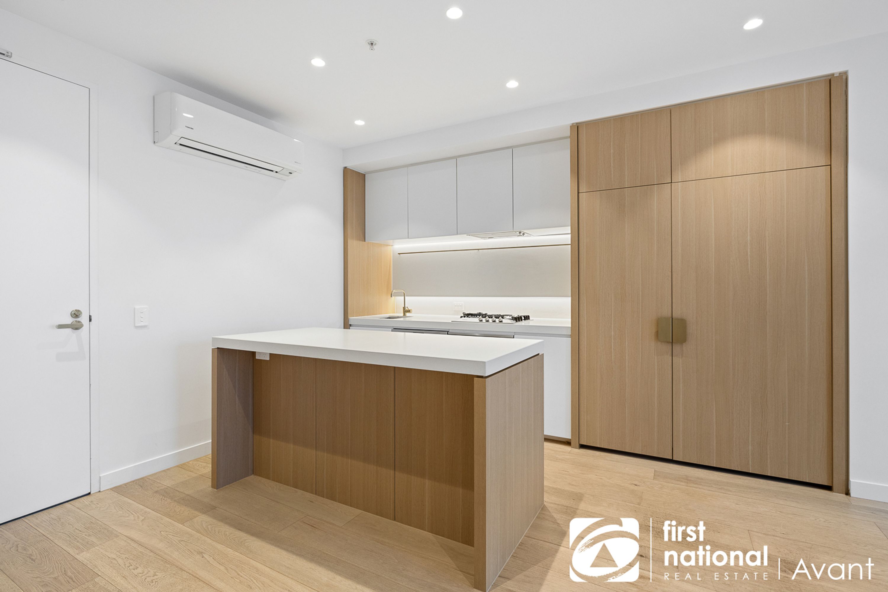 Address Withheld, Box Hill - Thumbnail 4
