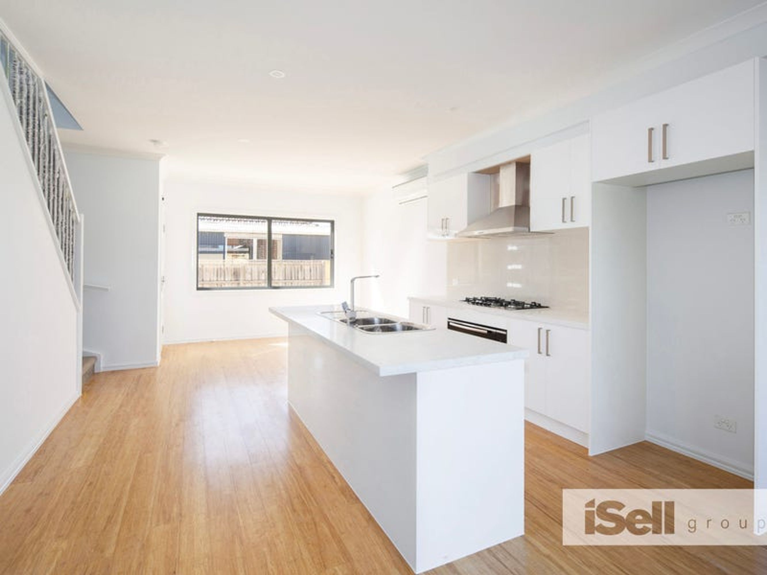 2/31 Lightwood Road, Springvale - Thumbnail 3