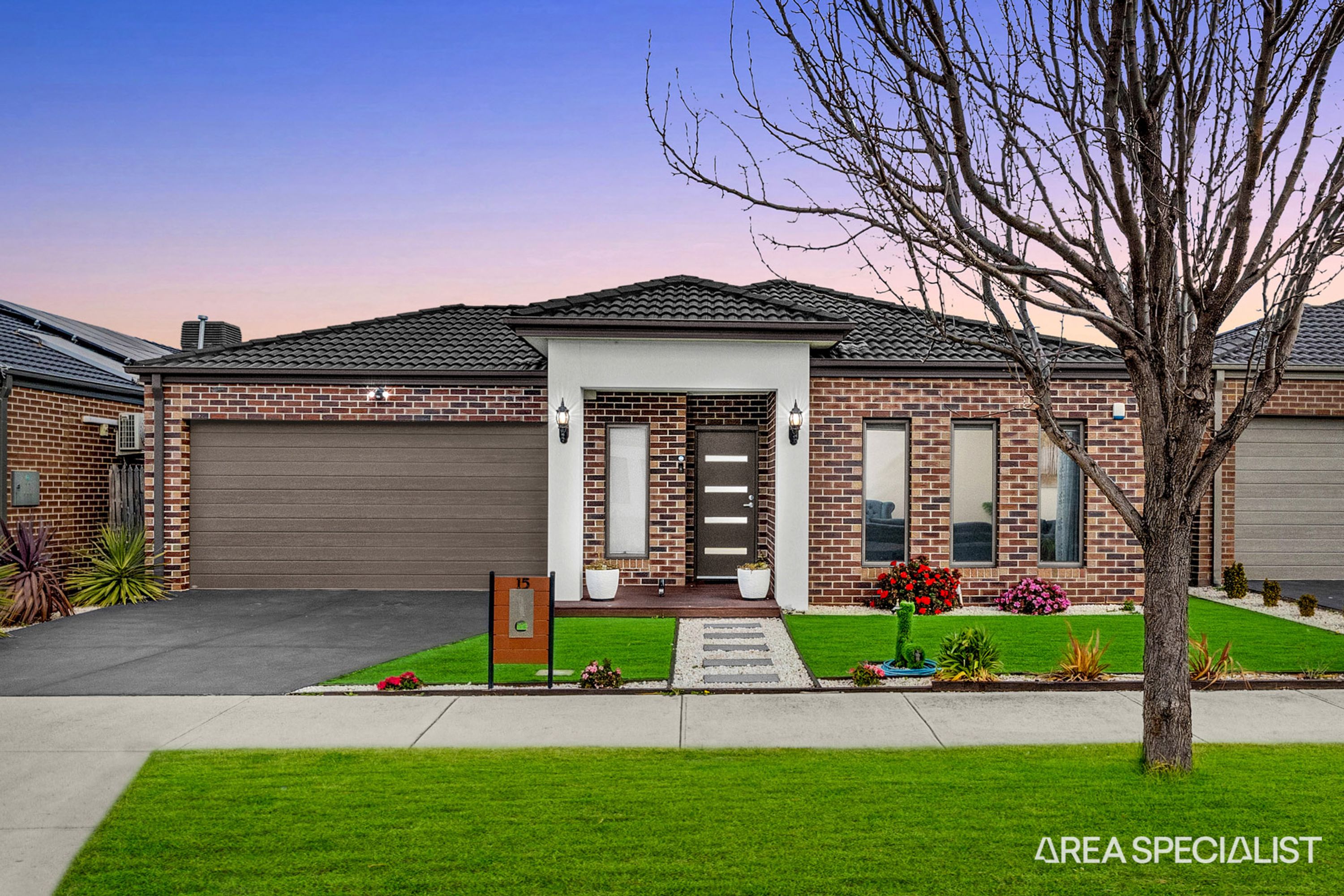 15 Lam Way, Brookfield, Brookfield - Image 1