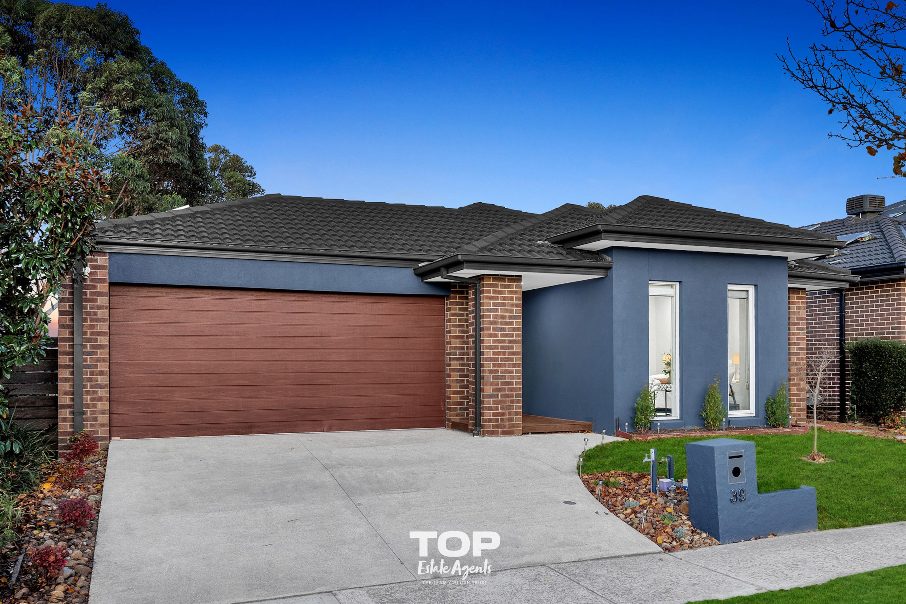 39 Falabela Road, Clyde North - Thumbnail 3