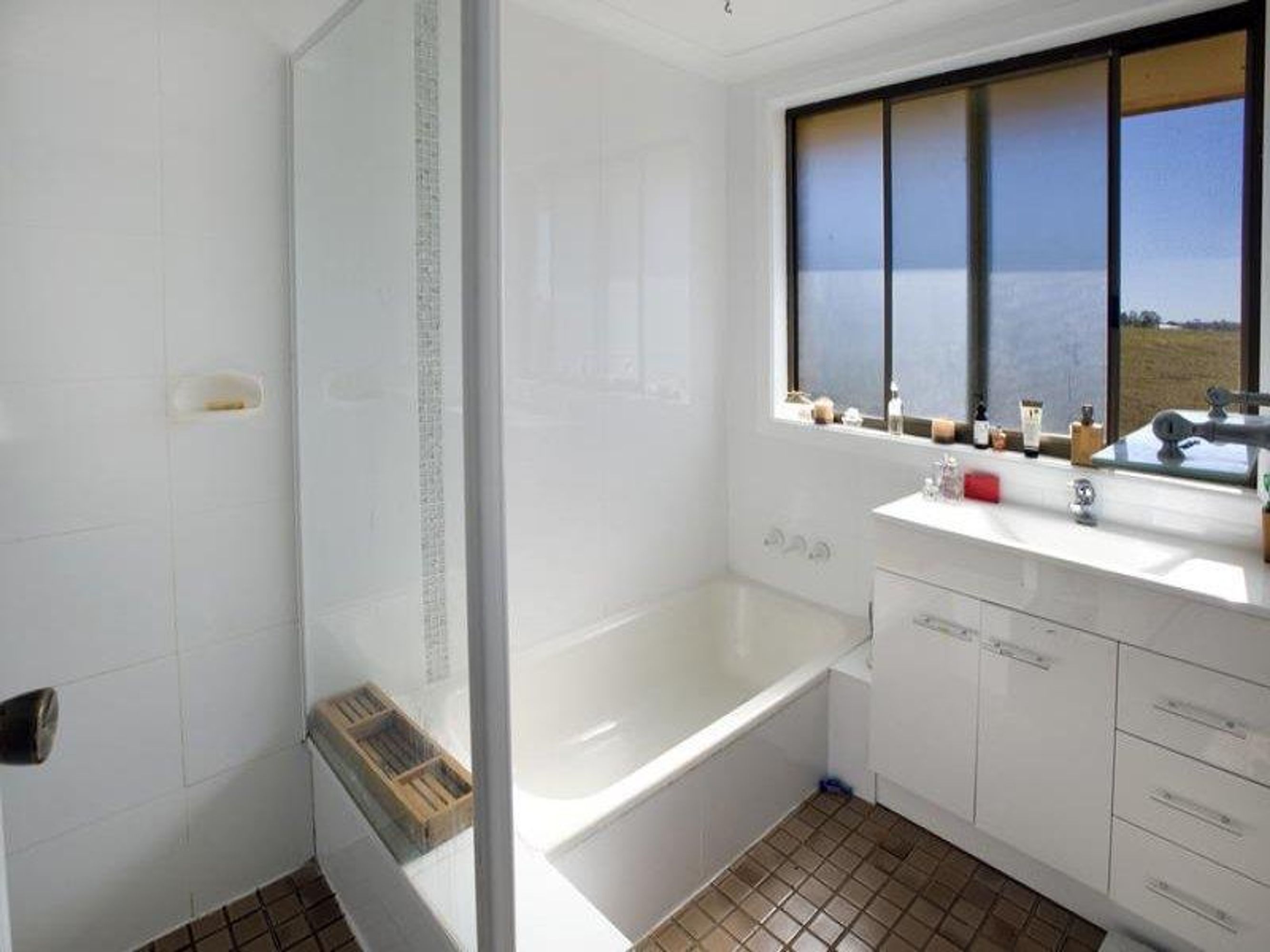29 Capricorn Crescent, Junction Hill - Thumbnail 5