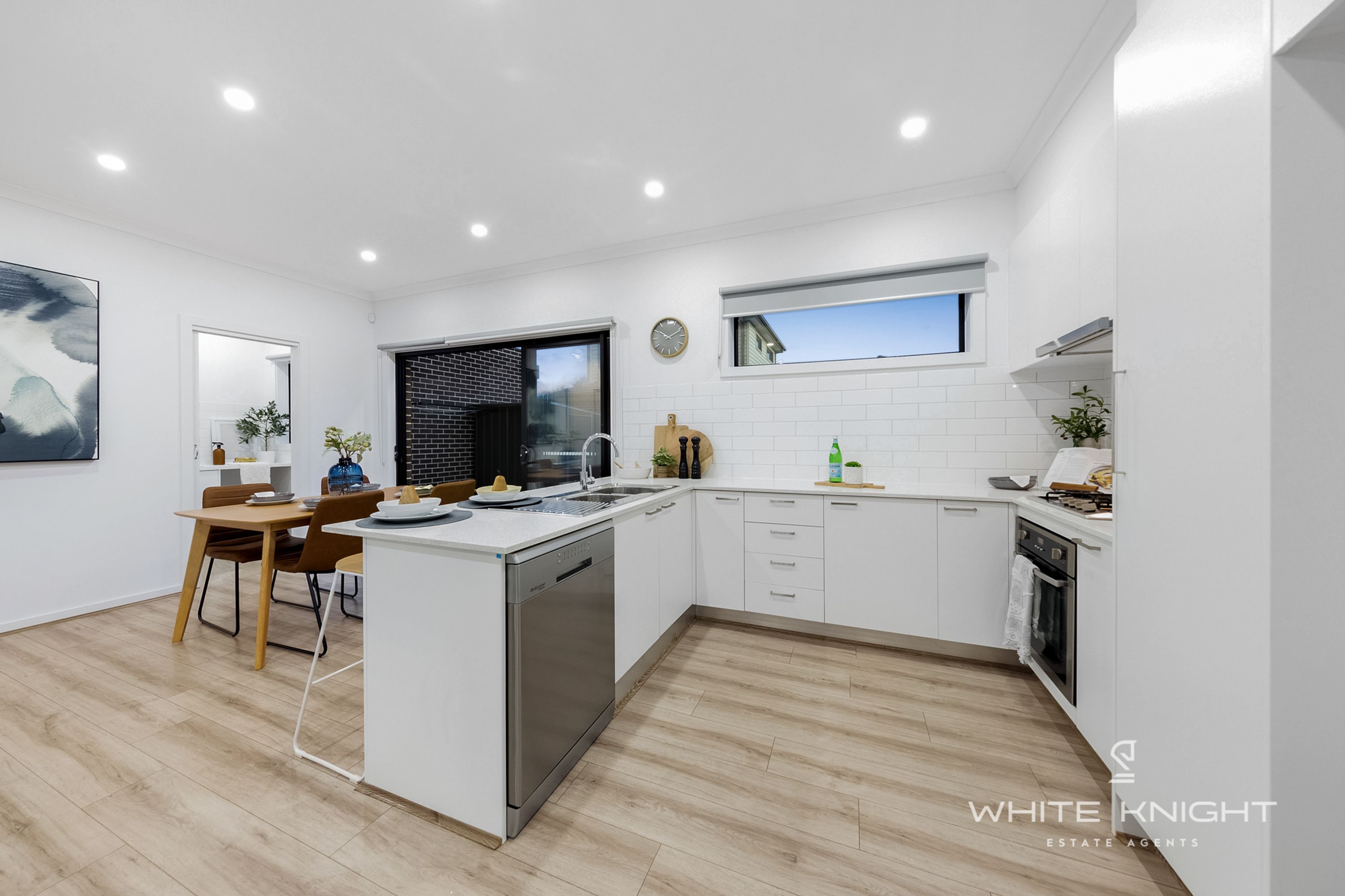 2/43 McArthur Avenue, St Albans VIC 3021, St Albans - Thumbnail 3