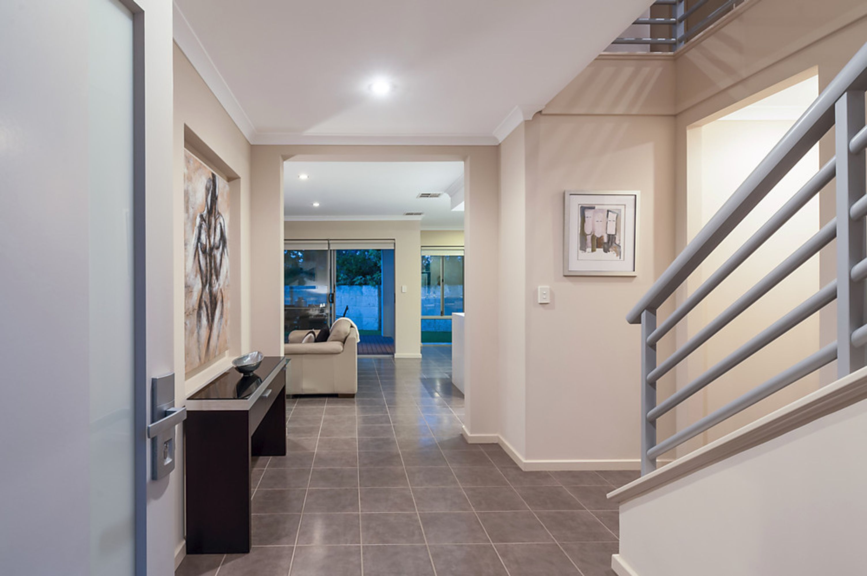 2A Lowe Street, Karrinyup - Thumbnail 2