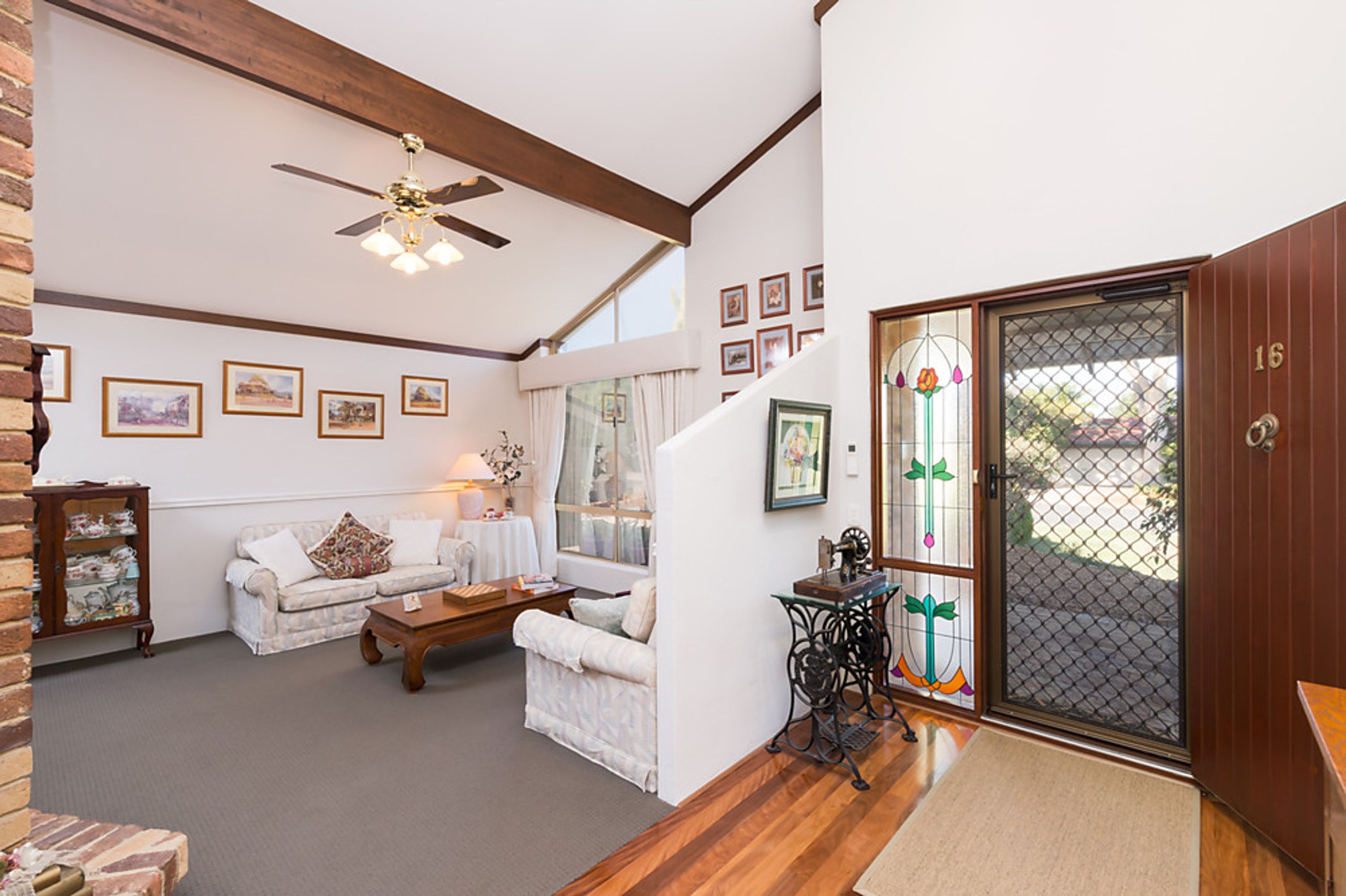 16 Comstock Way, Woodvale - Thumbnail 2