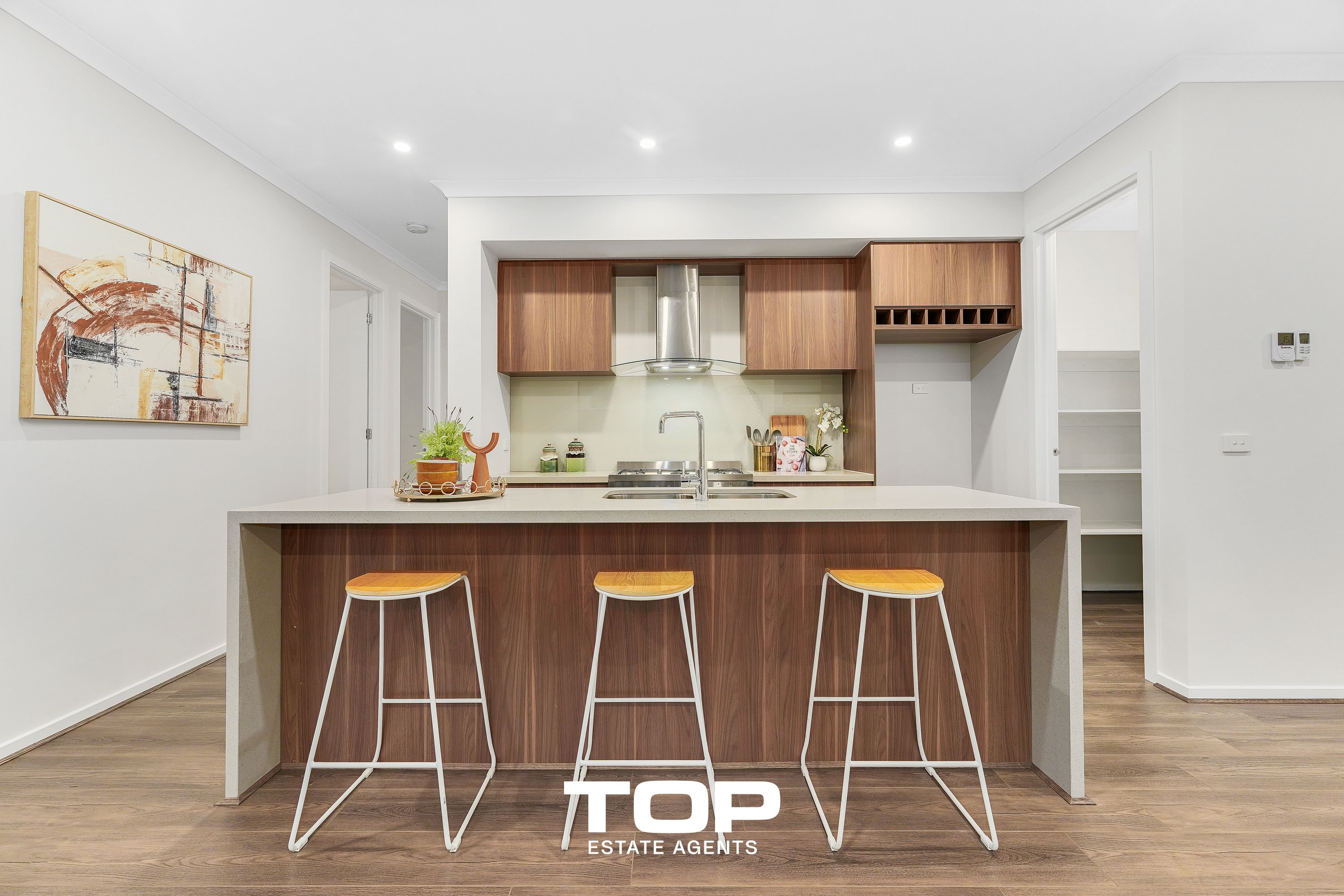23 Celevan Street, Clyde North - Thumbnail 5