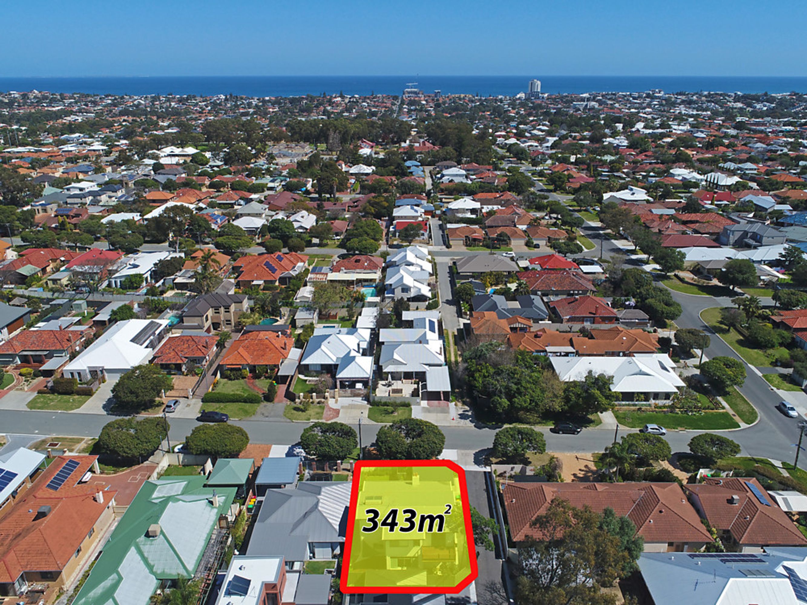 8 Auborough Street, Doubleview - Thumbnail 6