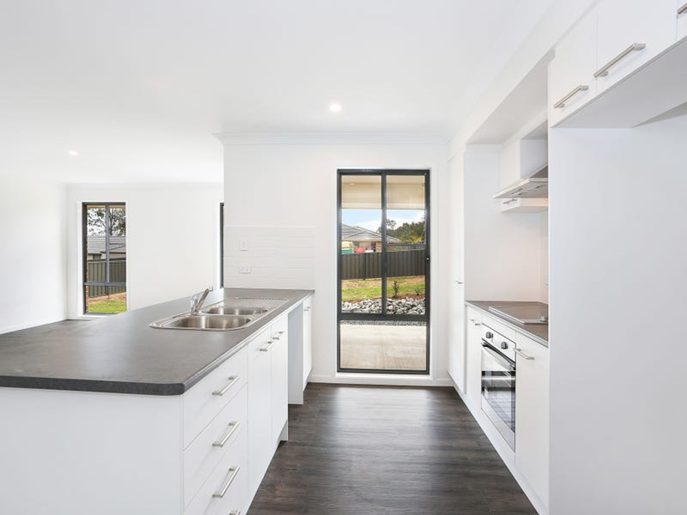 10 Bryce Crescent, Lawrence - Thumbnail 5