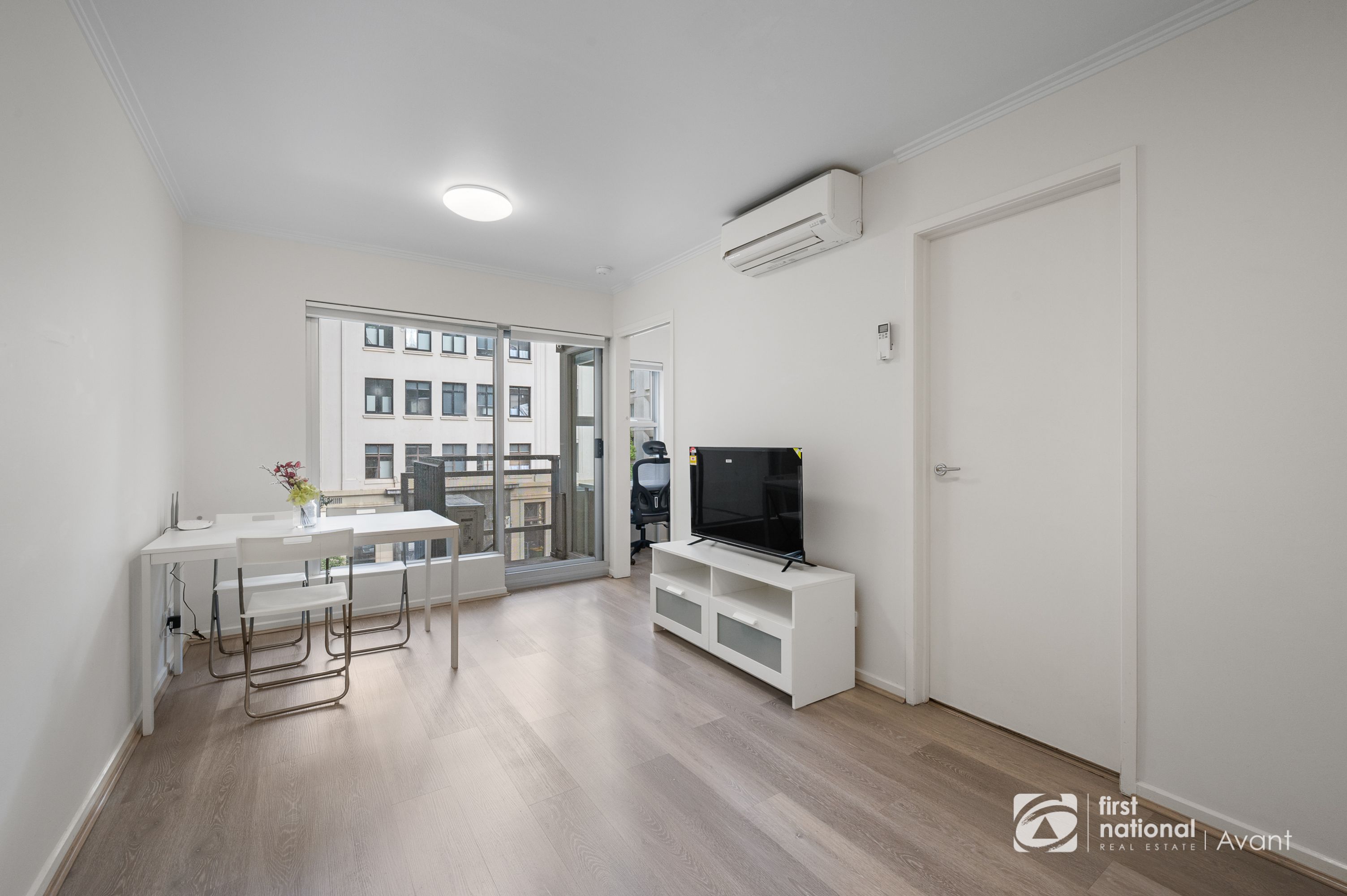 301/118 Franklin Street, Melbourne - Thumbnail 4