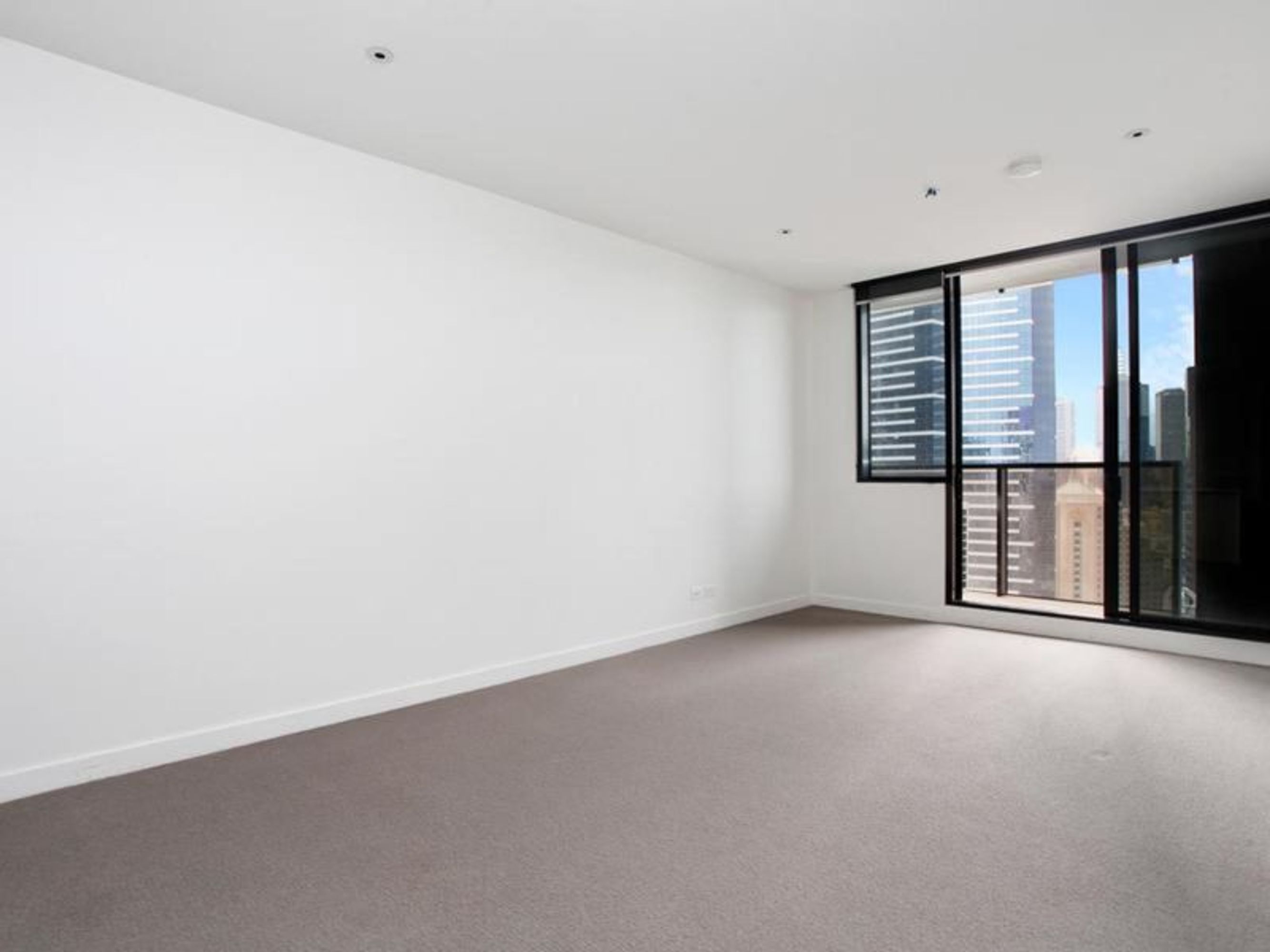 2204/133-139 City Road, Southbank - Thumbnail 4