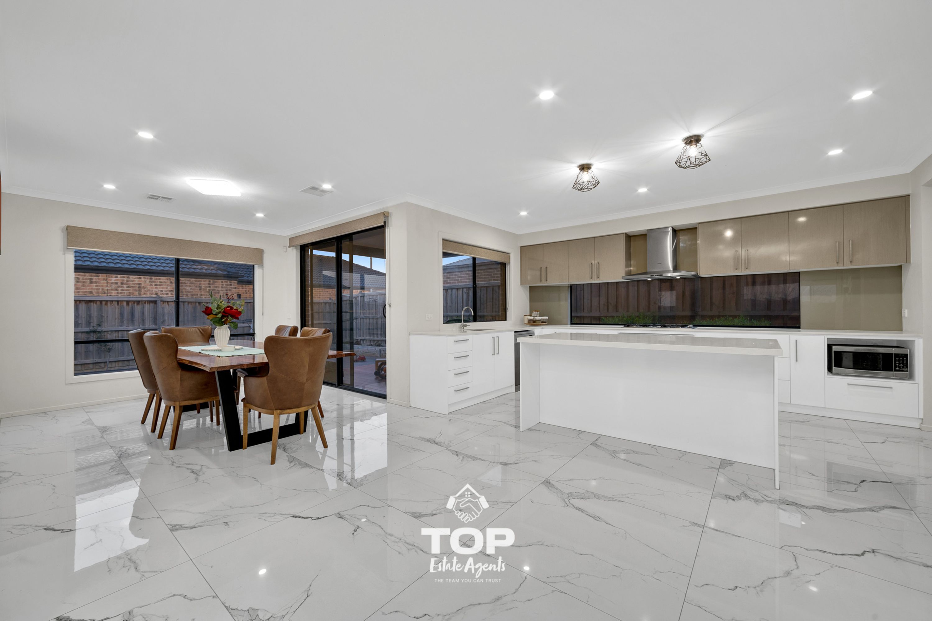 15 Lancelot Ave, Clyde - Thumbnail 8