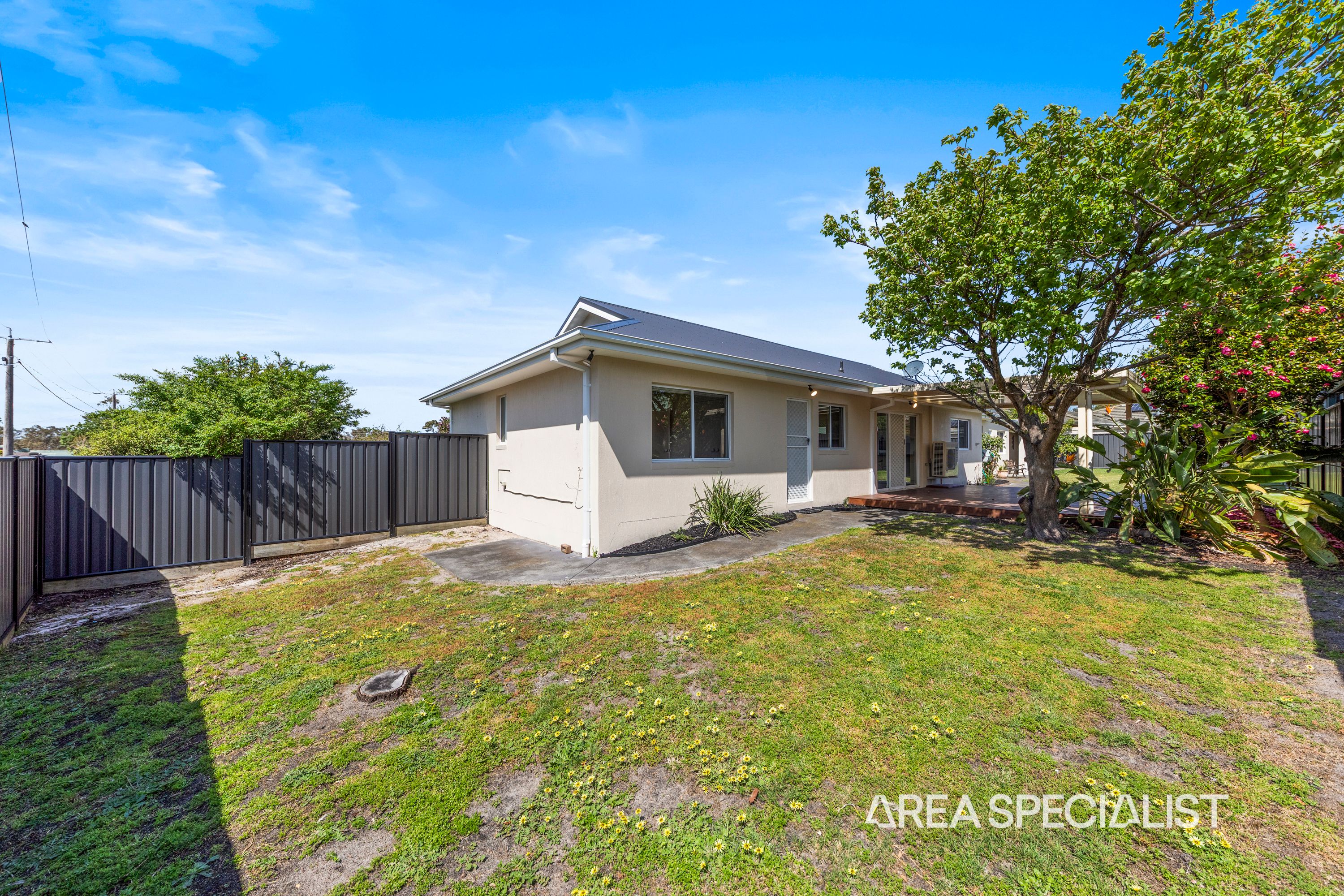 1 Eagle Court, Blind Bight - Thumbnail 7