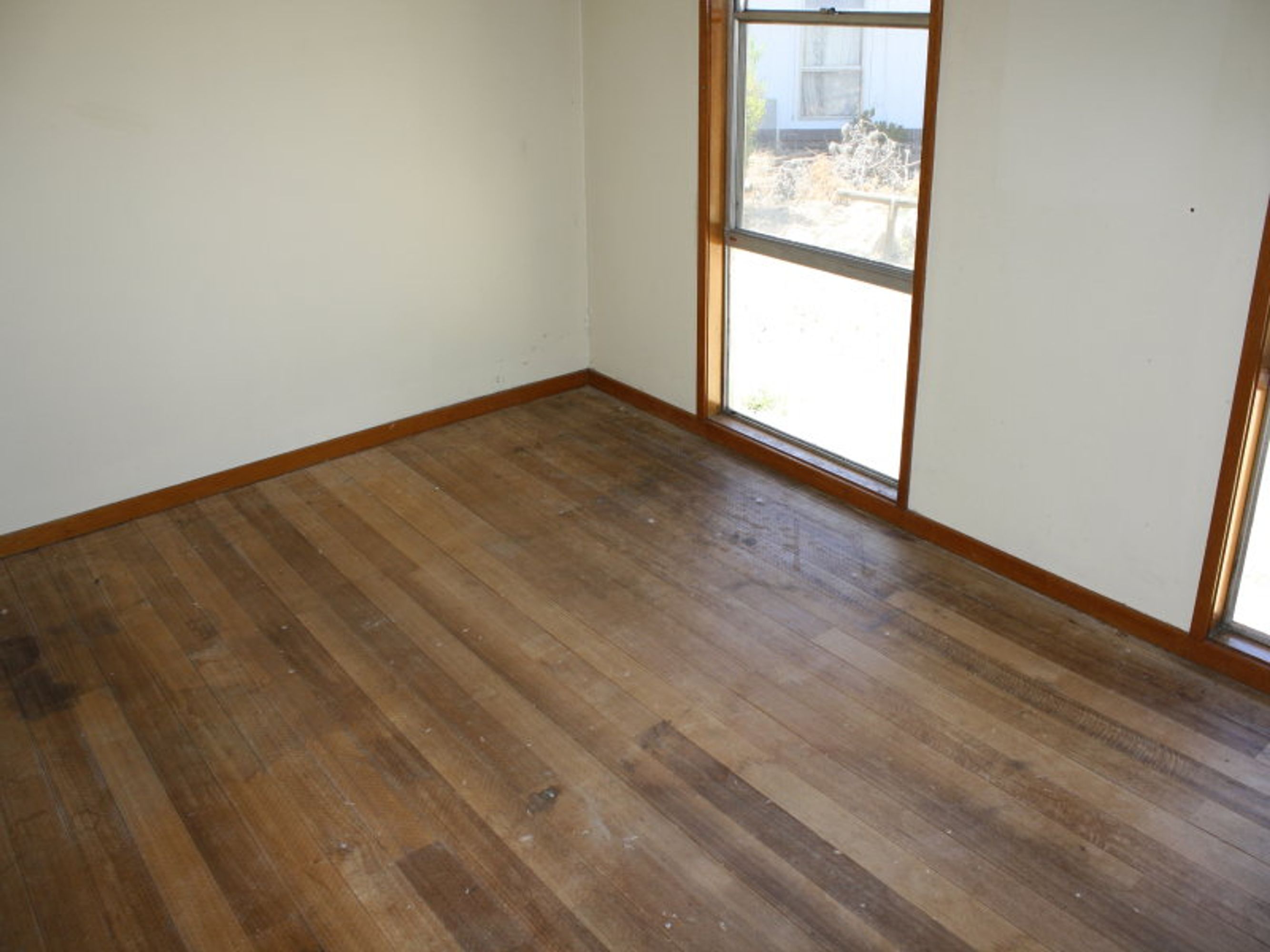 10 Felstead Avenue, Horsham VIC 3400, Horsham - Thumbnail 3