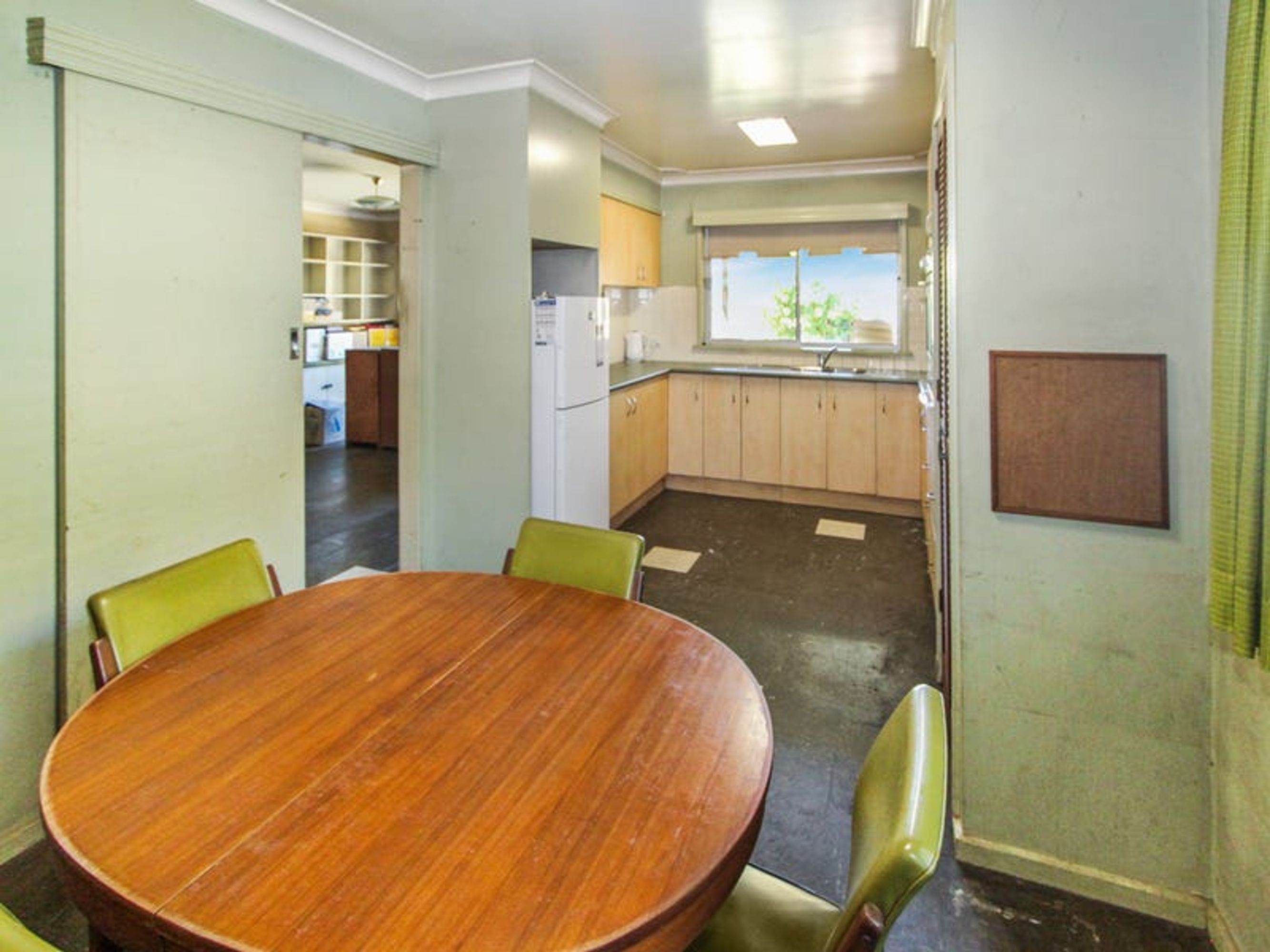36 Waratah Street, Bexley, Bexley - Thumbnail 3