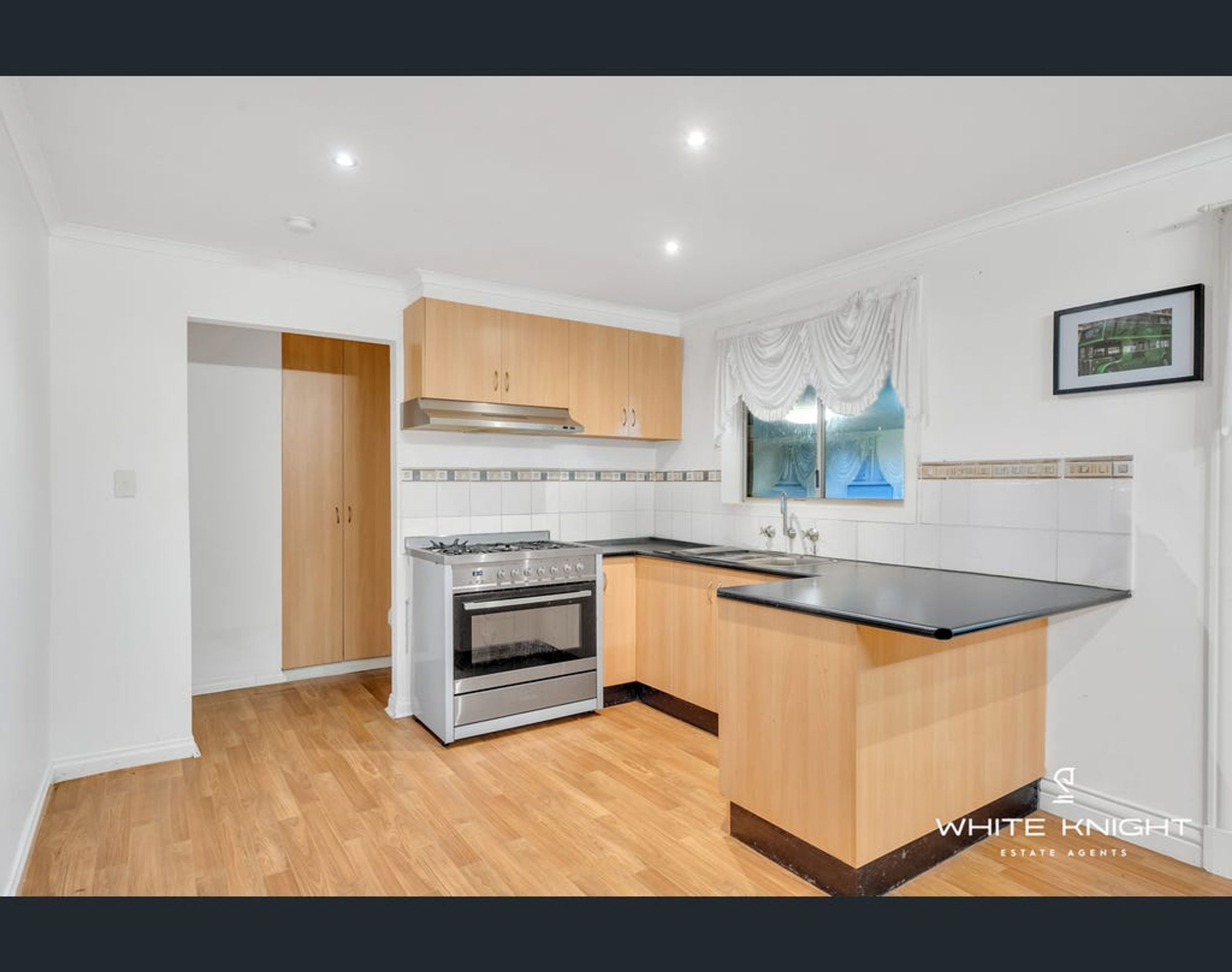 1 Unicorn Way, Kings Park VIC 3021, Kings Park - Thumbnail 4