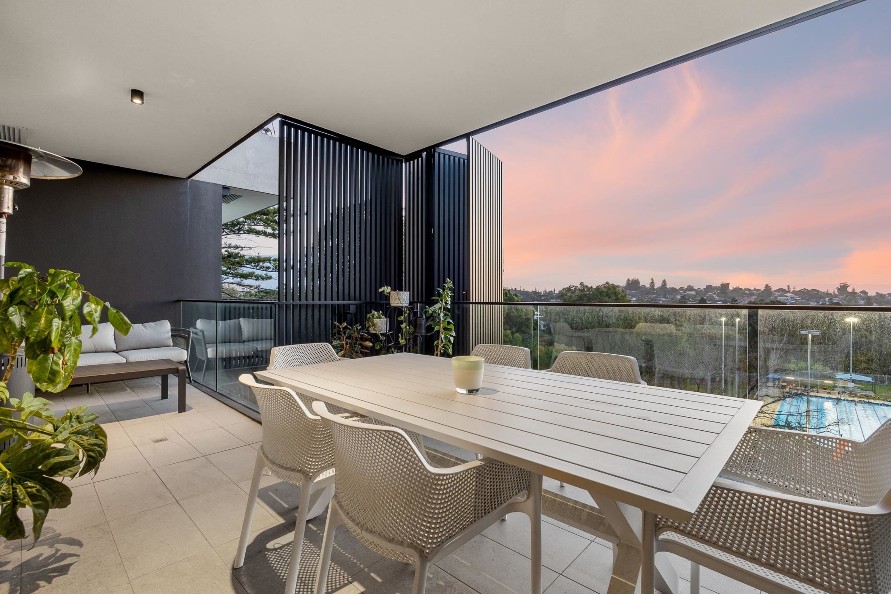 403/403/5 Davies Road, Claremont - Image 1