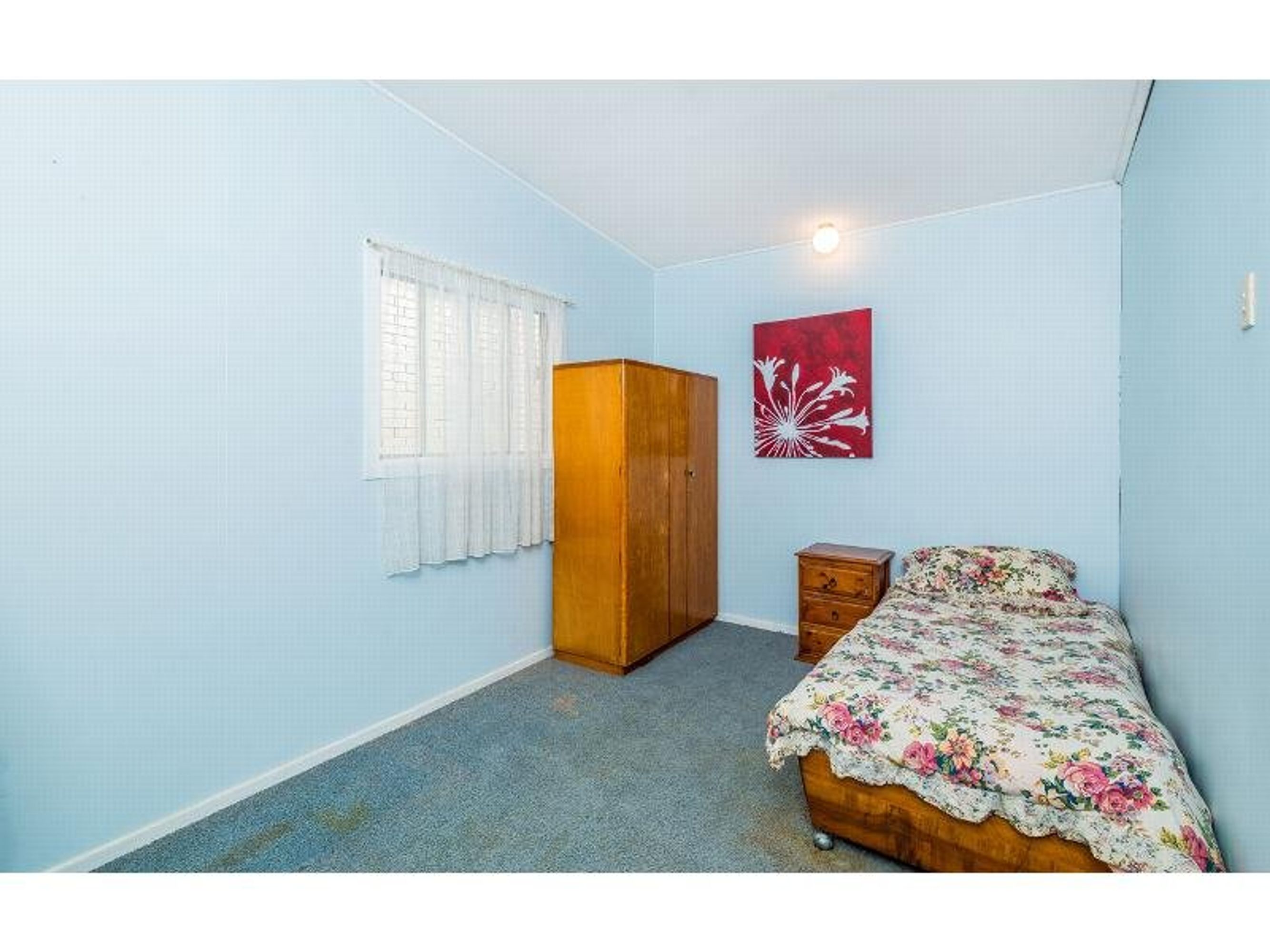 24 Mossberry Avenue, Junction Hill - Thumbnail 8