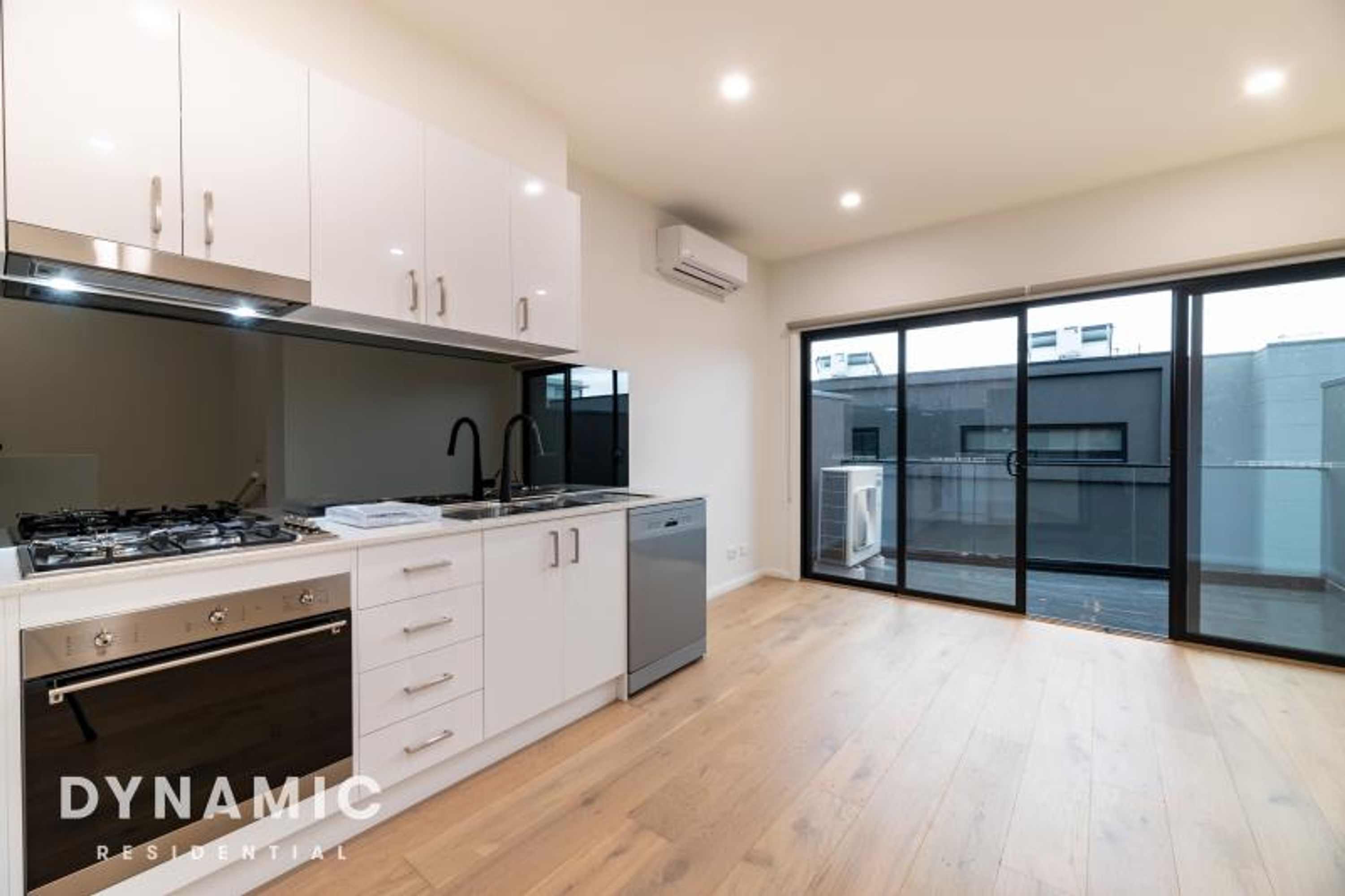 11/17 Bent Street, Bentleigh, VIC 3204