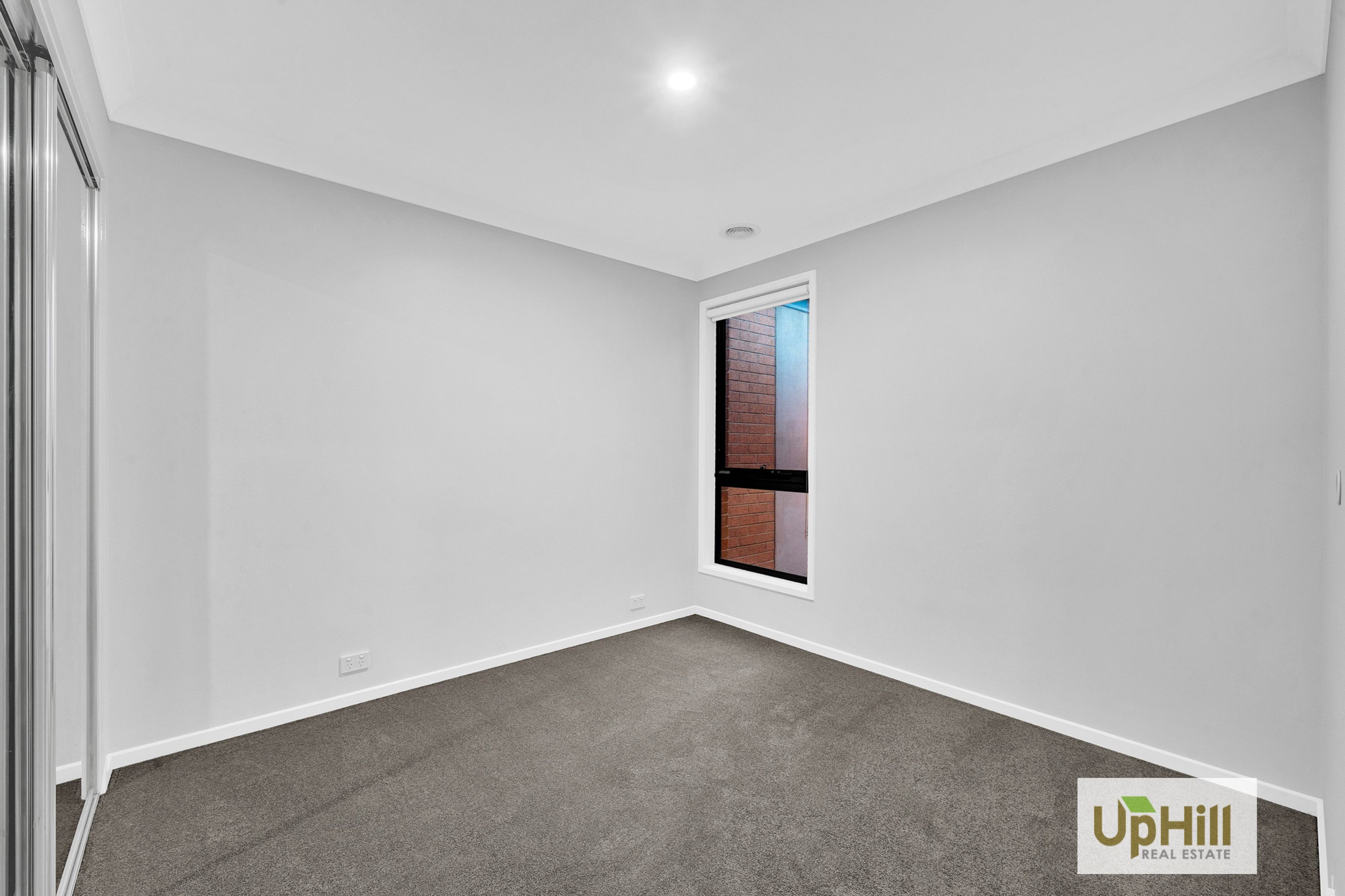 13A Thoroughbred Drive, Clyde North - Thumbnail 5