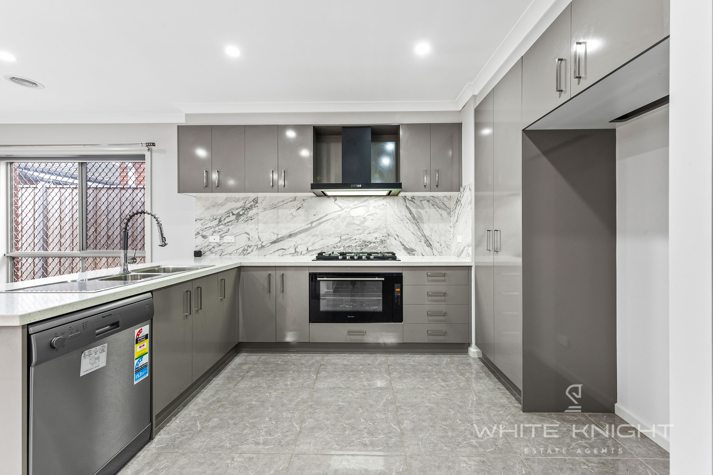 6 Ewing Way, Deanside VIC 3336, Deanside - Thumbnail 6