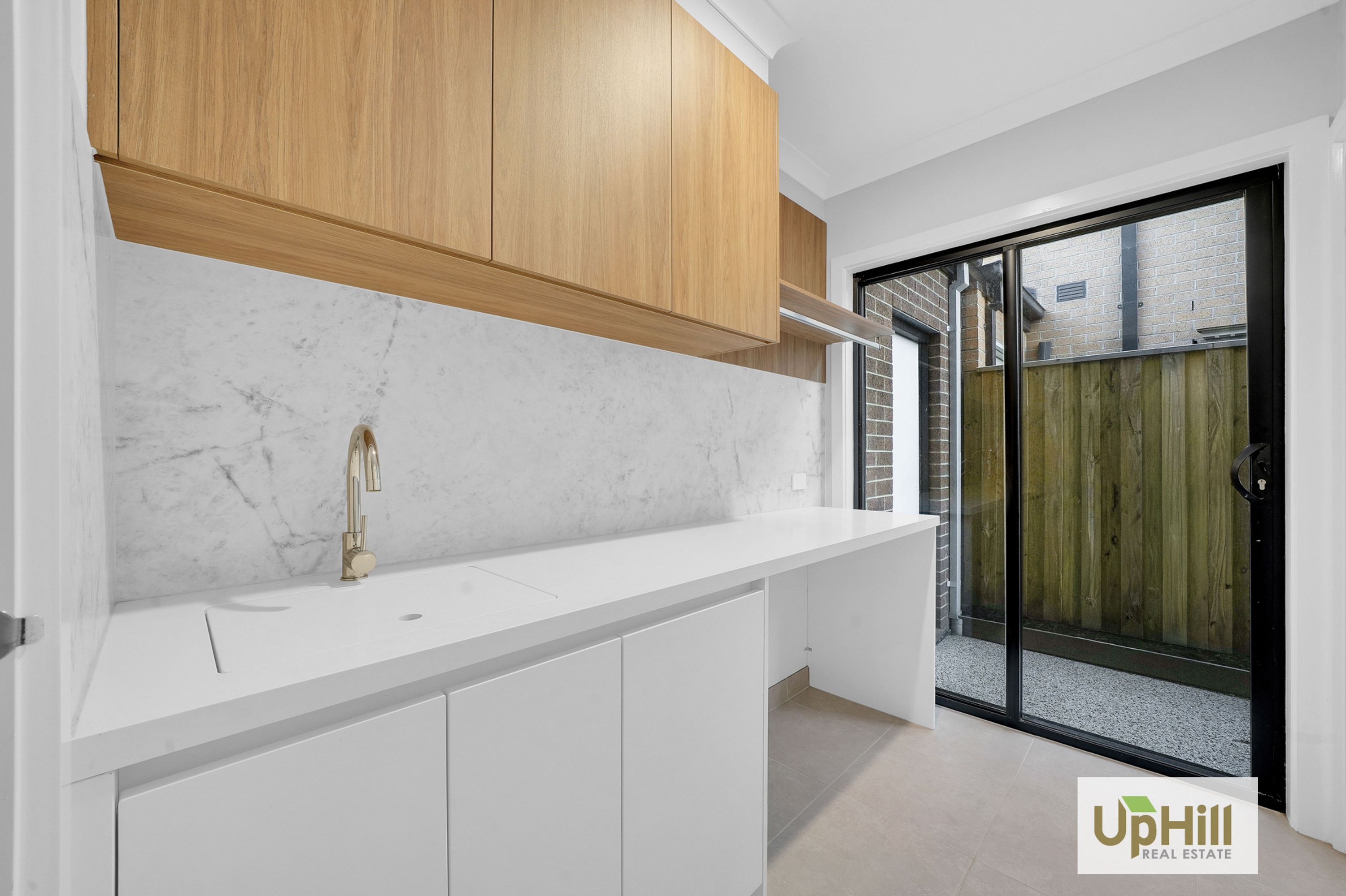 15 Burnbank Parade, Clyde North - Thumbnail 6