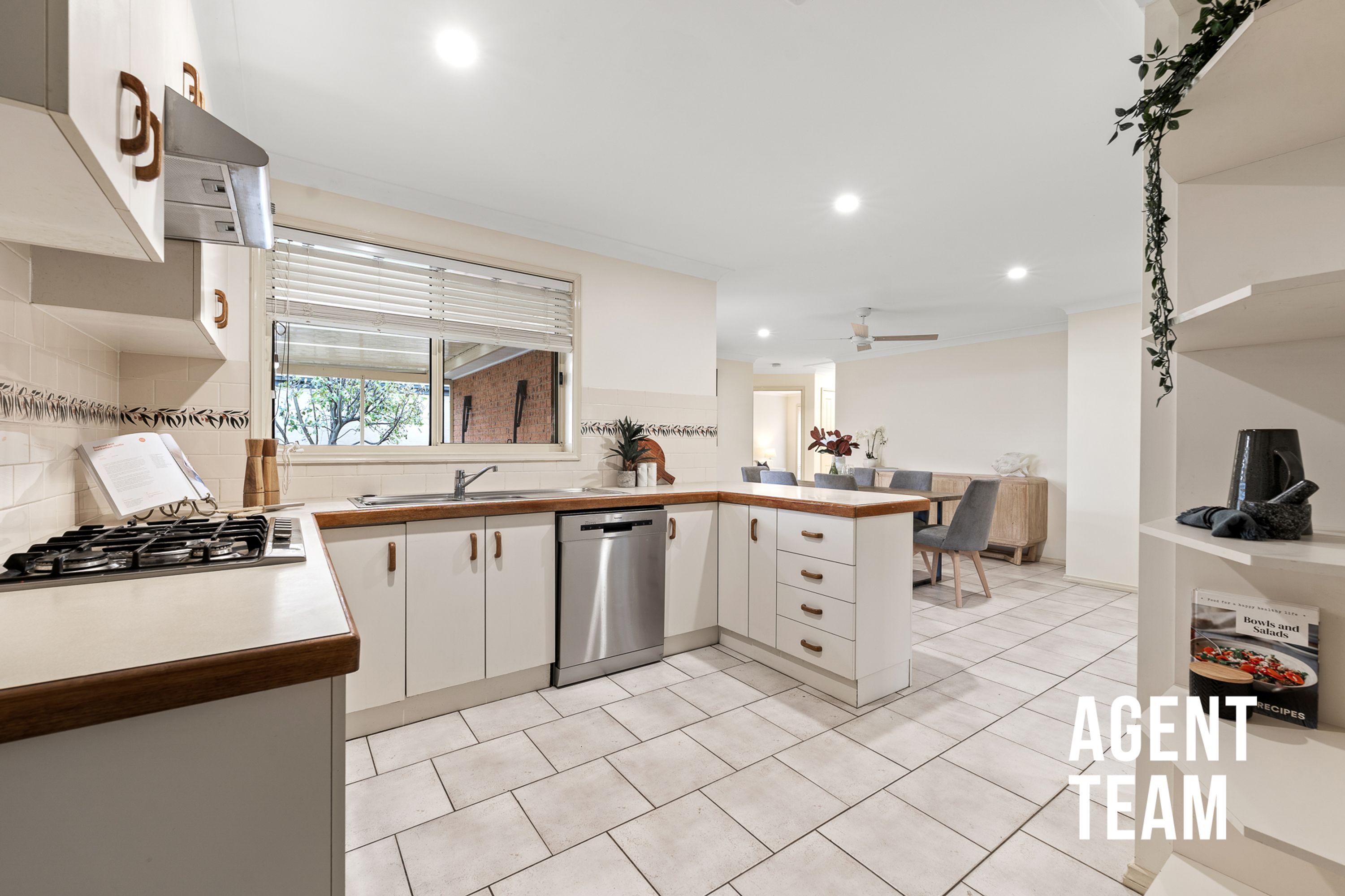43 Magenta Square, Amaroo - Thumbnail 5