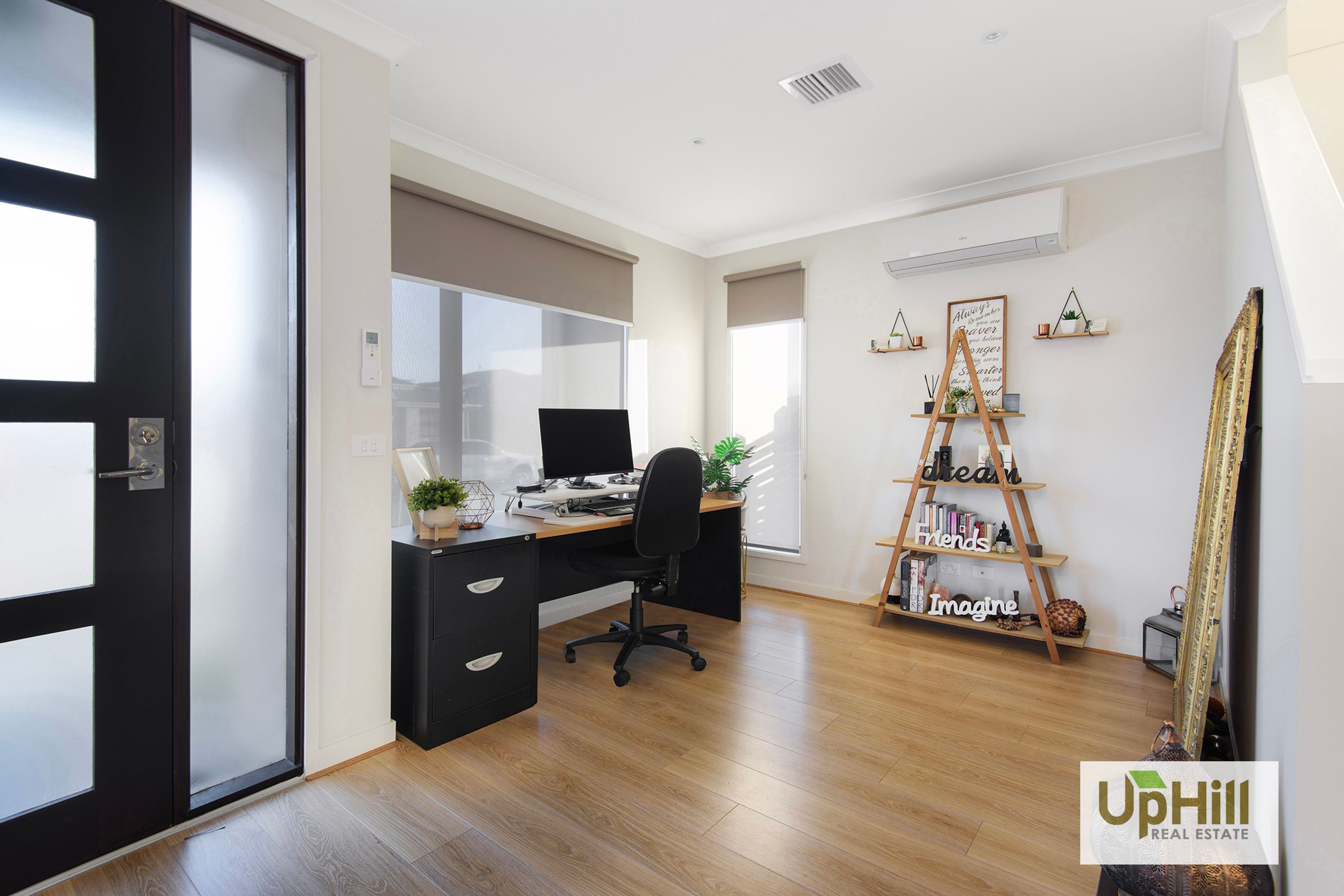 17 Lonarto Avenue, Clyde North - Thumbnail 3