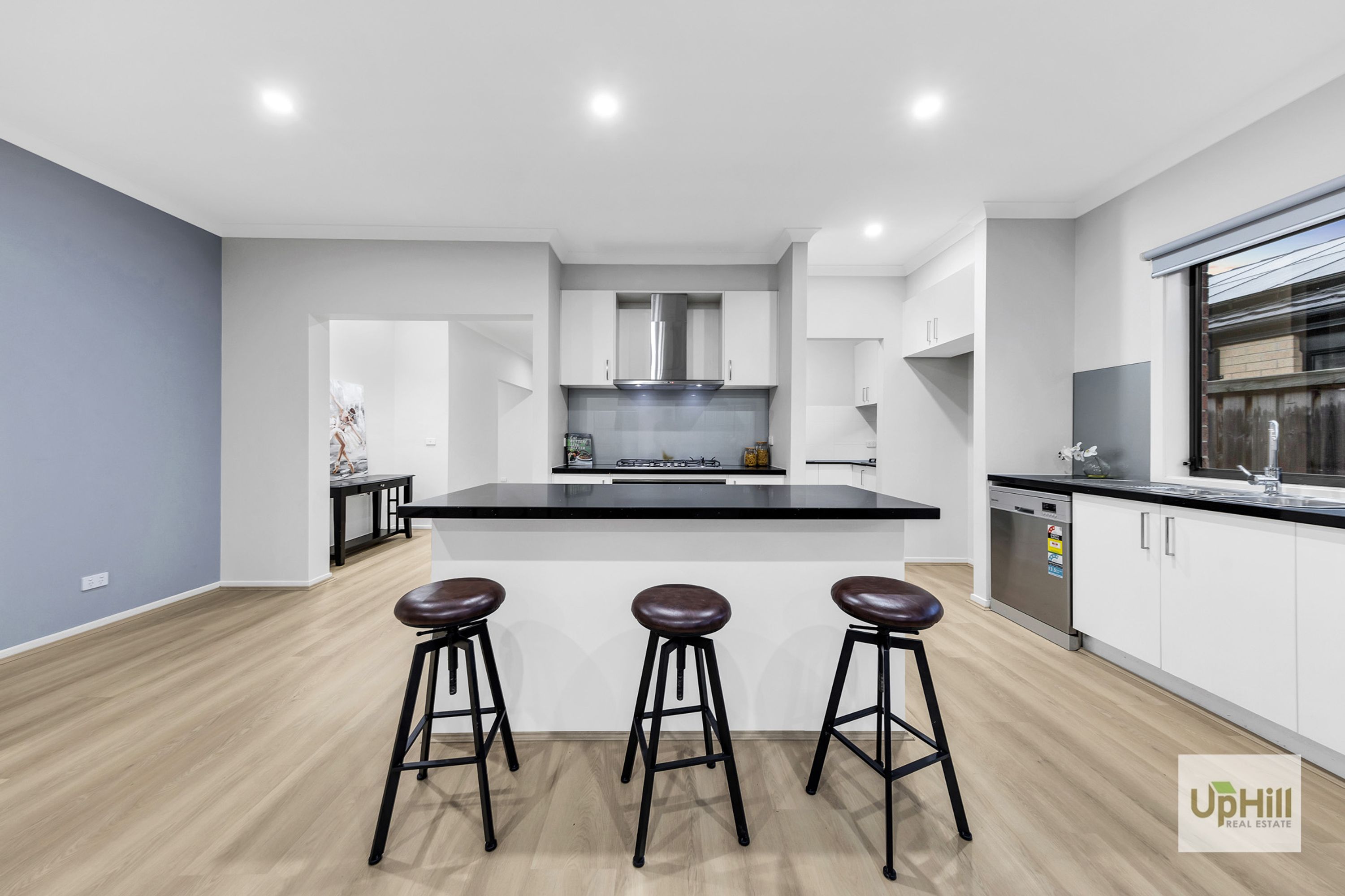 200 St Germain Boulevard, Clyde North - Thumbnail 8