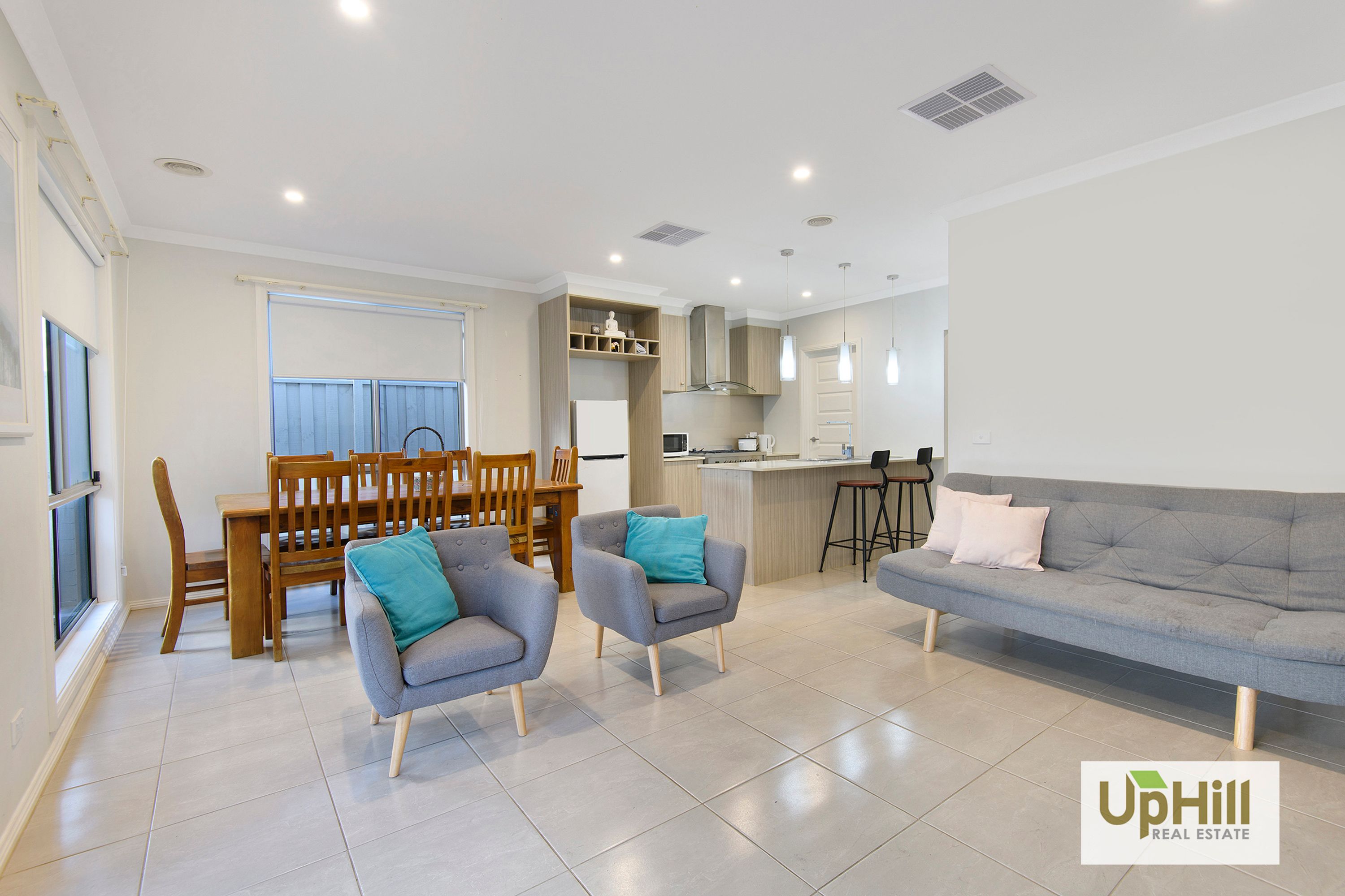 7 Cochin Drive, Clyde North - Thumbnail 3