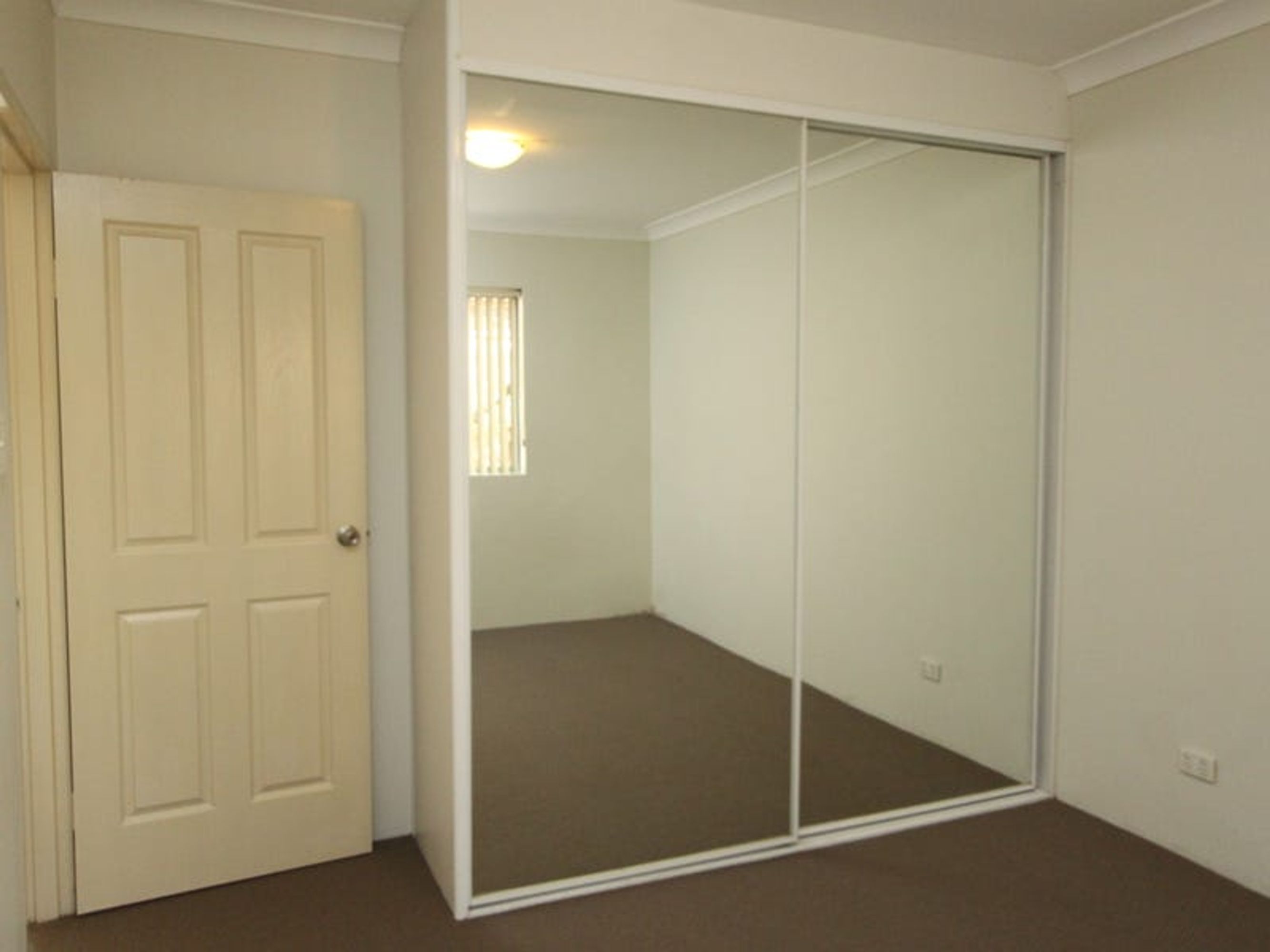 4/49-51 Woniora Road, Hurstville, Hurstville - Thumbnail 4