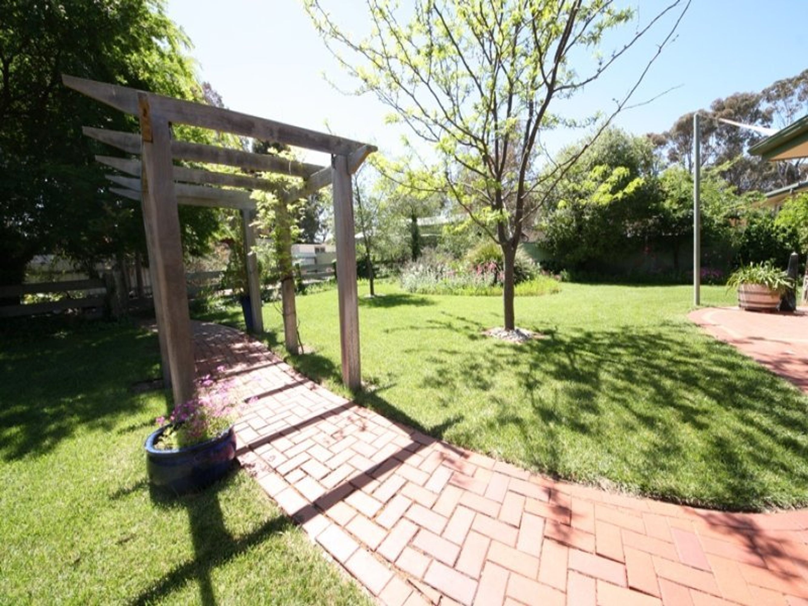 69 George Street, Nhill VIC 3418, Nhill - Thumbnail 2