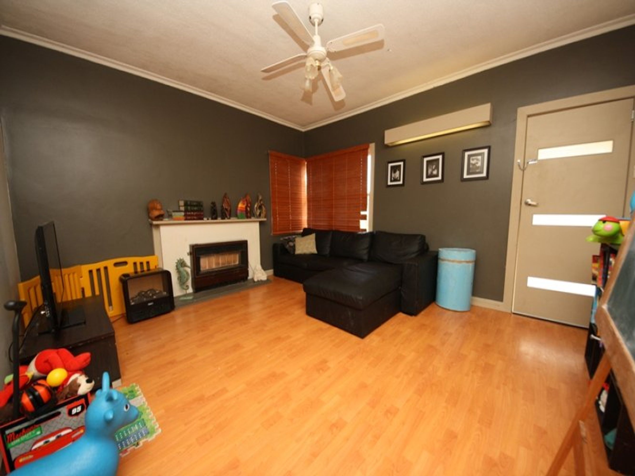 3 Iris Street, Horsham, VIC 3400, Horsham - Thumbnail 3