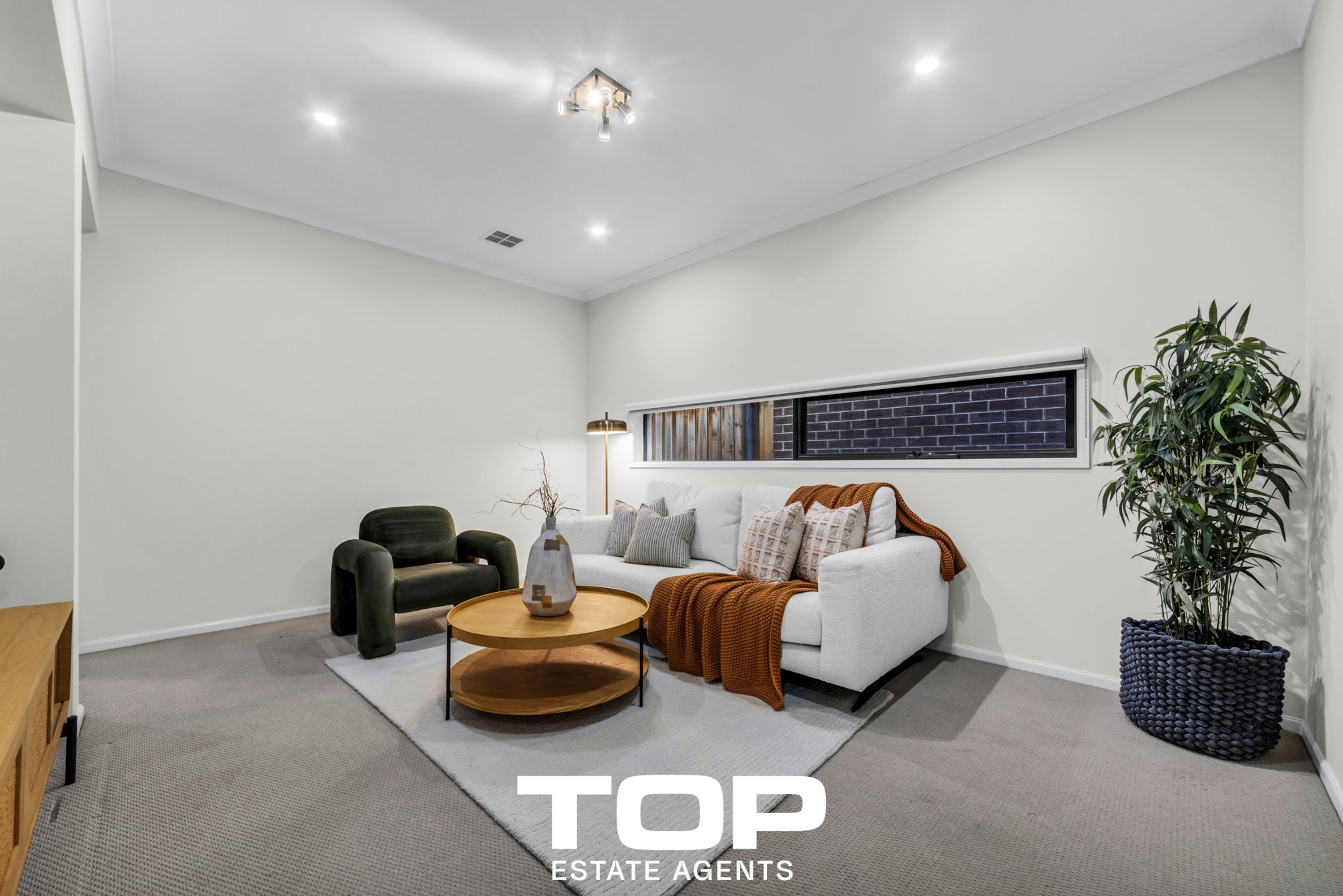 5 Watermint Way, Clyde North - Thumbnail 4