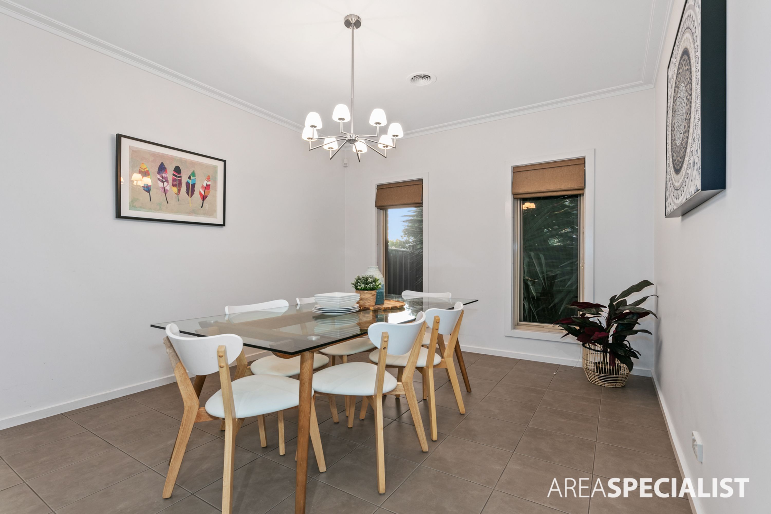 6 Glen Drouitt Drive, Caroline Springs VIC 3023, Caroline Springs - Thumbnail 6