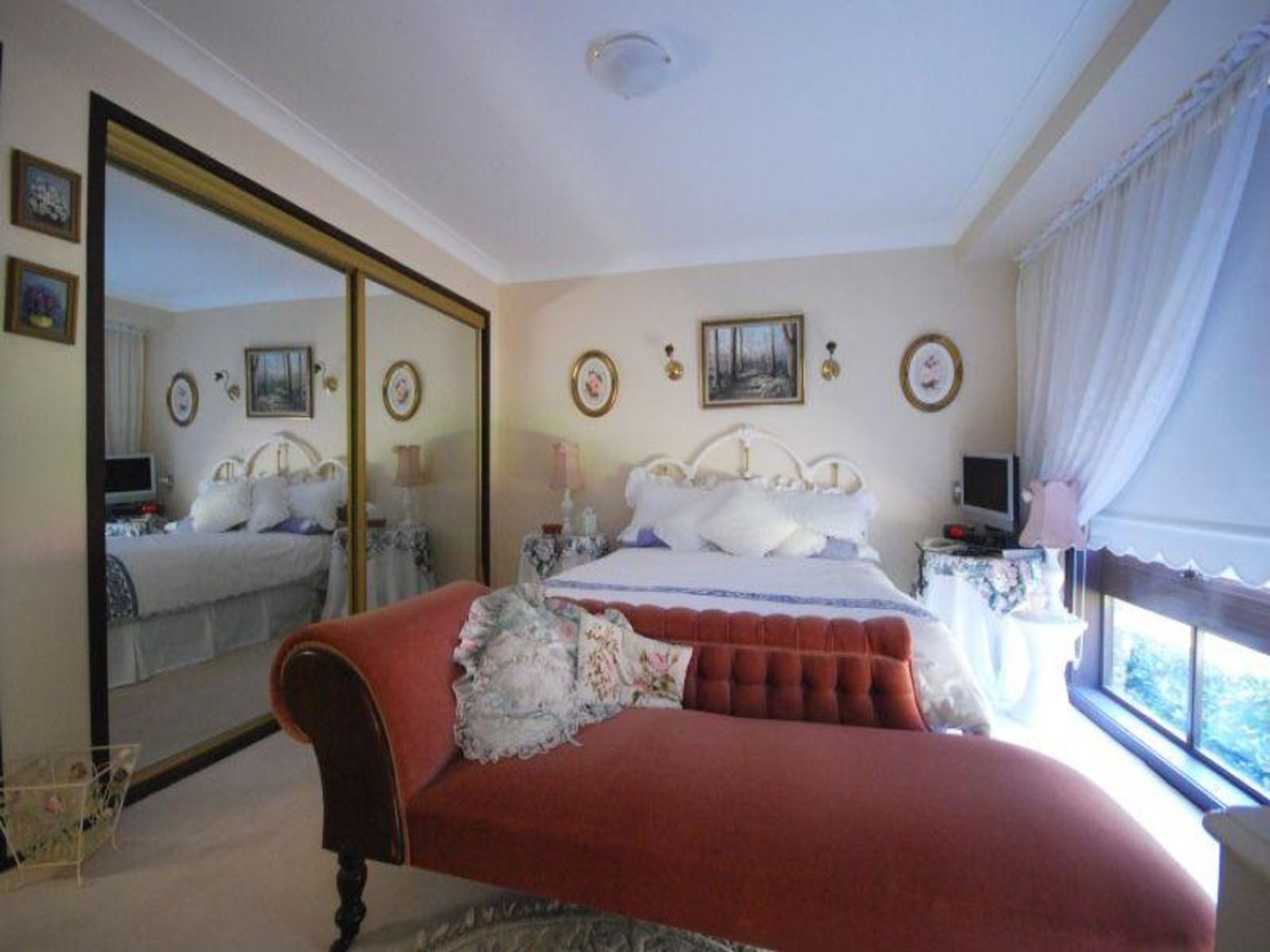 153 Blaxland Rd, Wentworth Falls - Thumbnail 3