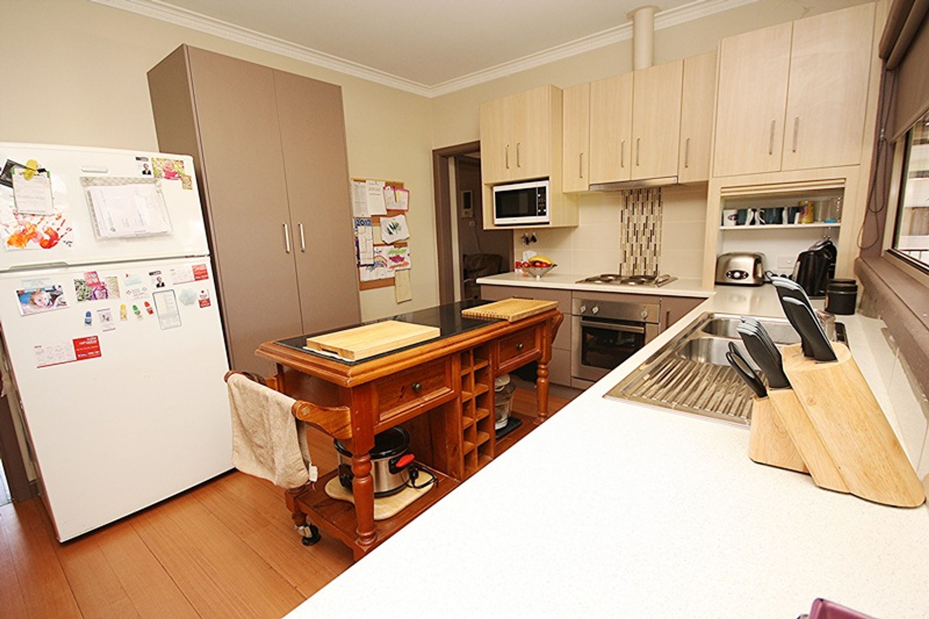 47 Alexander Avenue, Horsham VIC 3400, Horsham - Thumbnail 2