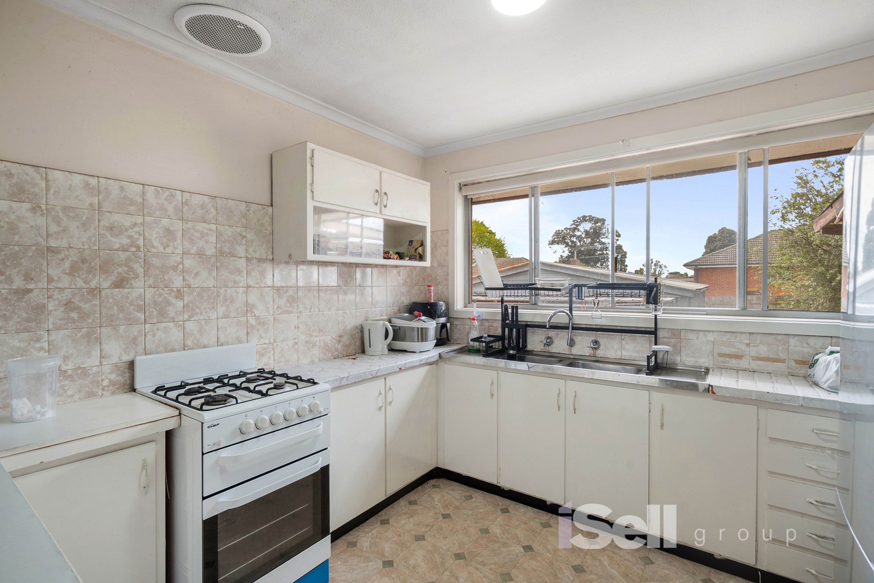 27 Hanleth Avenue, Springvale - Thumbnail 3