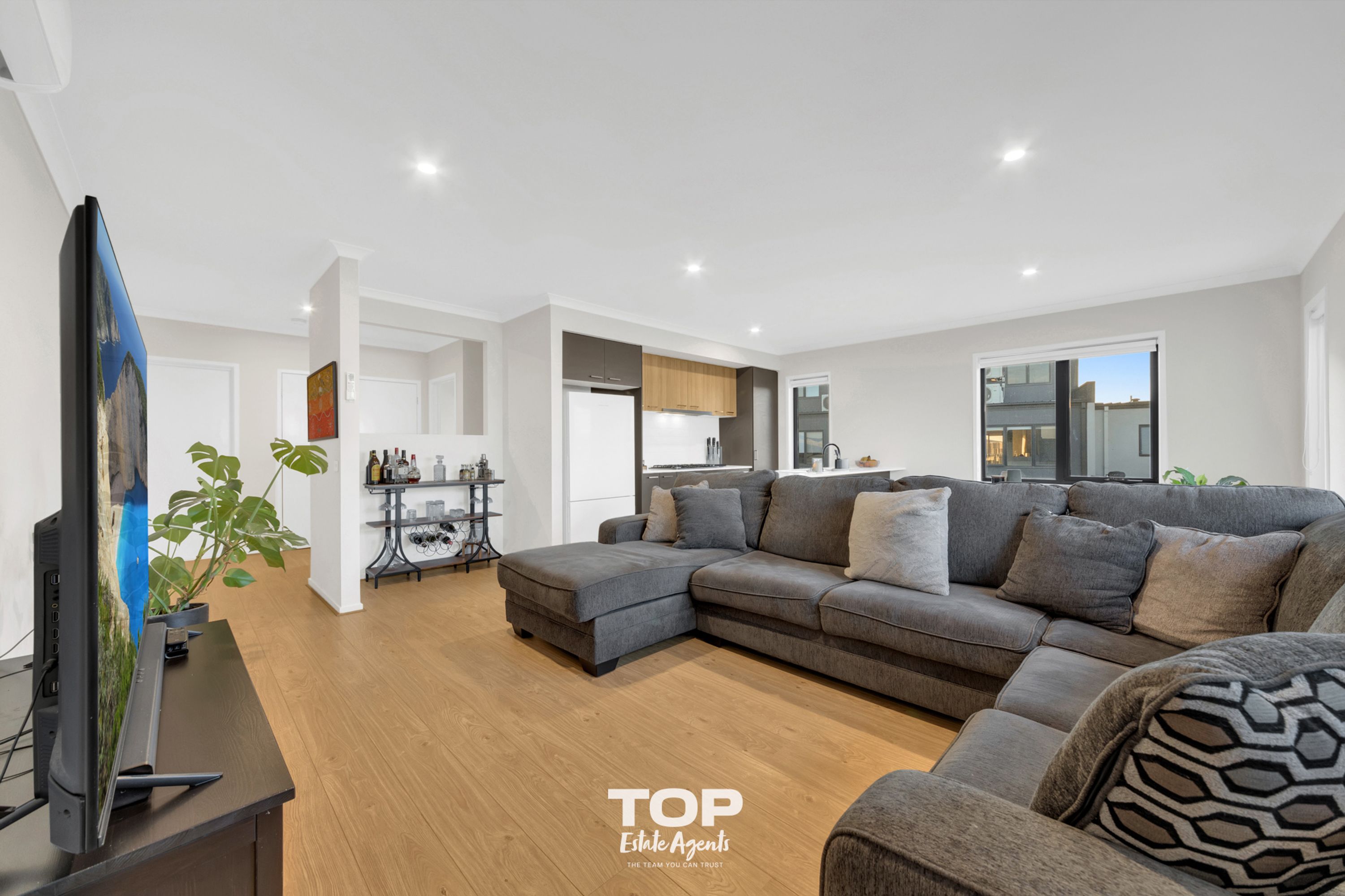 116 Saint Germain Boulevard, Clyde North - Thumbnail 4