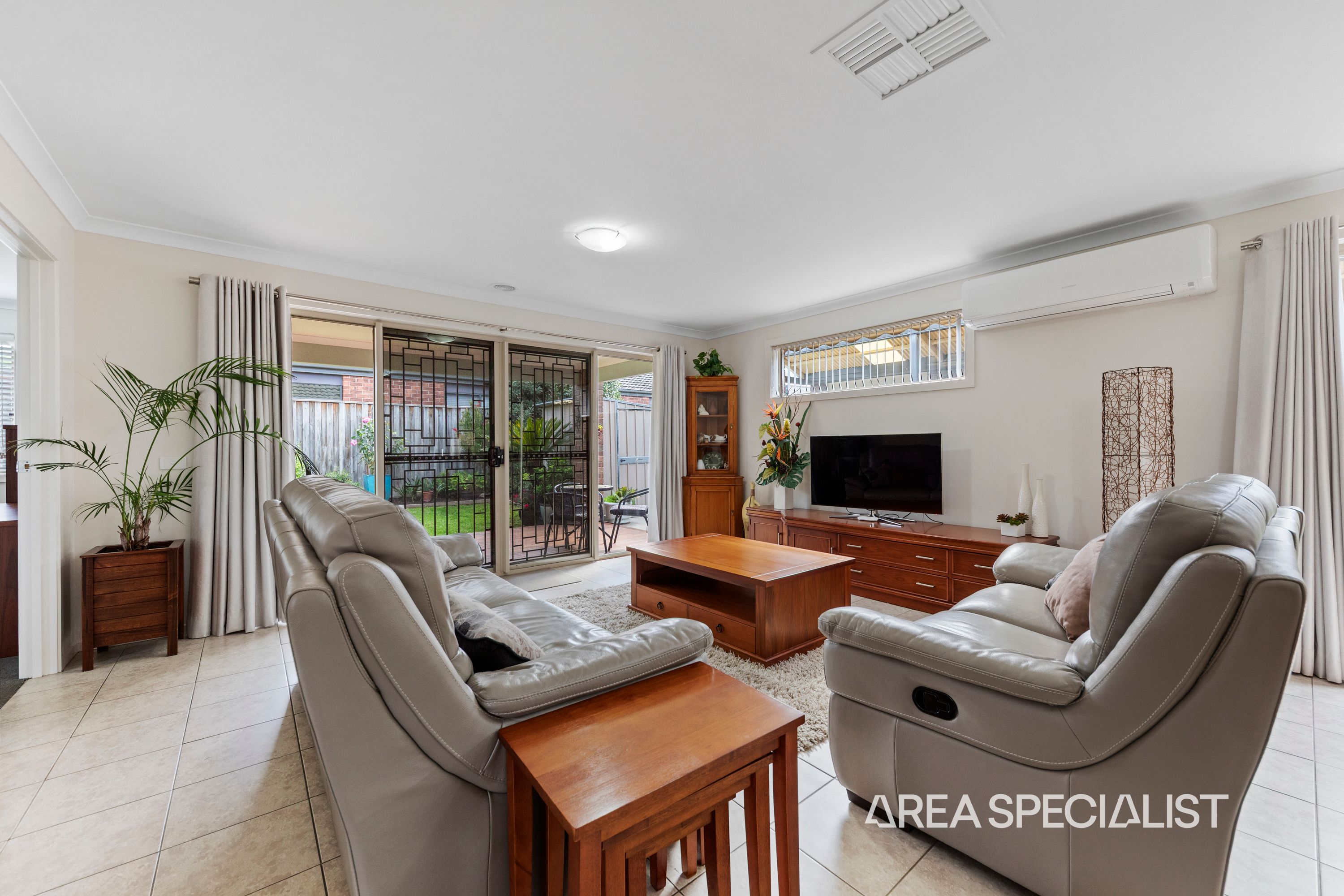 23 Devine Drive, Pakenham - Thumbnail 4