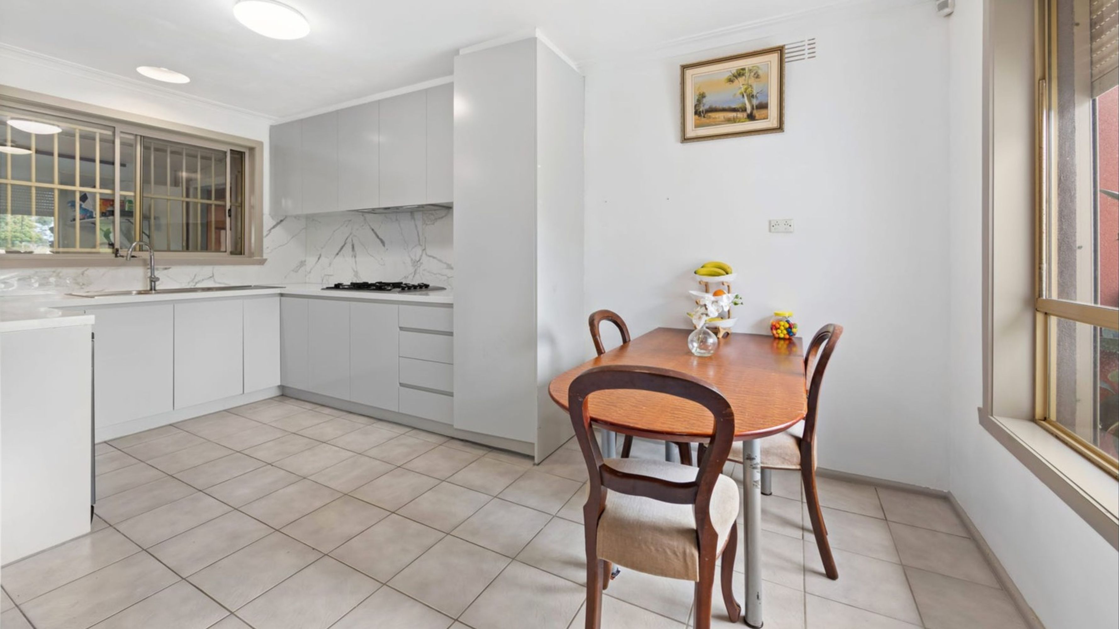 54 JAMES STREET, St Albans VIC 3021, St Albans - Thumbnail 4