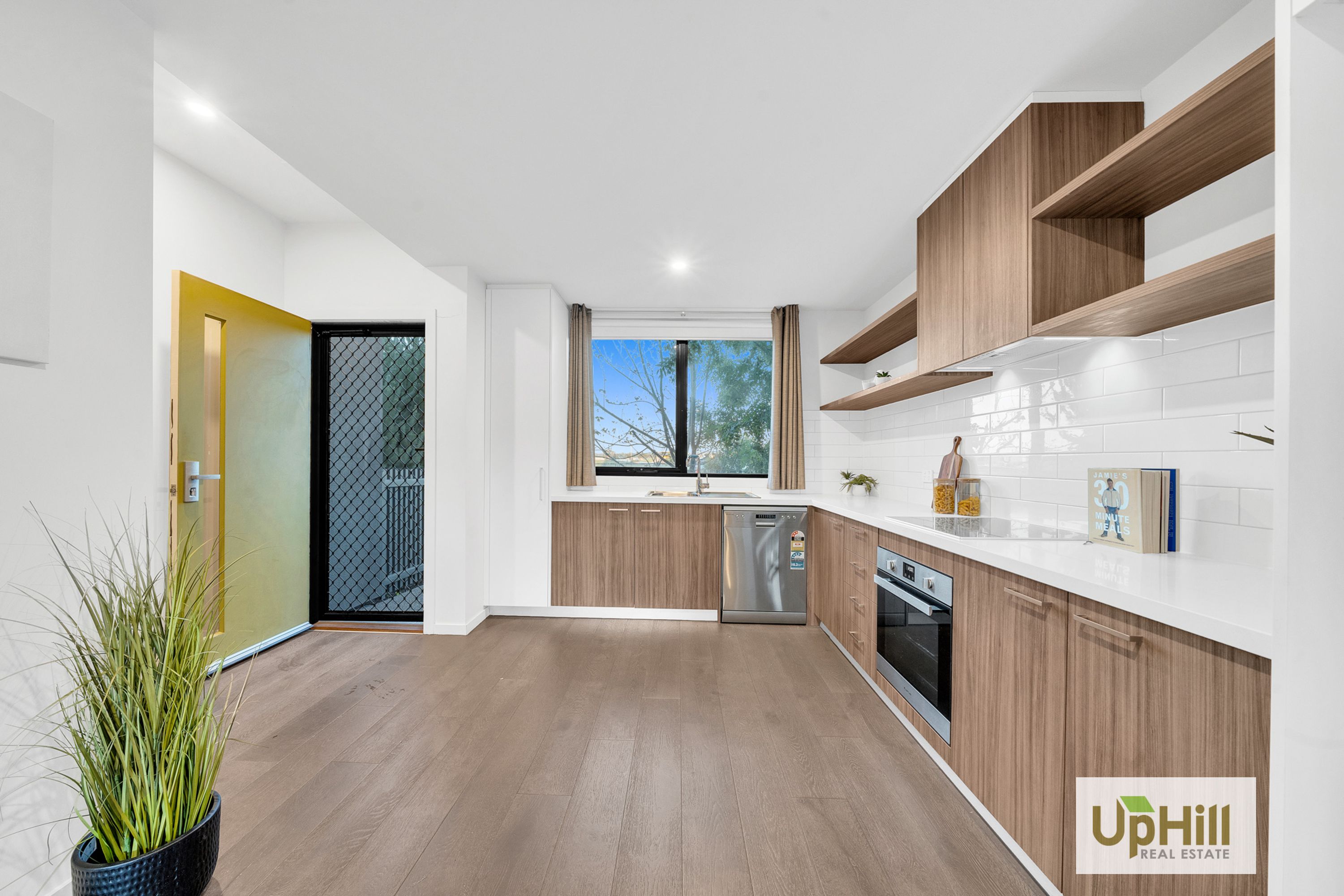 150B Morison Road, Clyde - Thumbnail 3